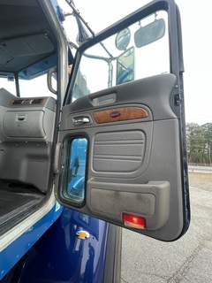 2008 PETERBILT 365 Crane - Image 28