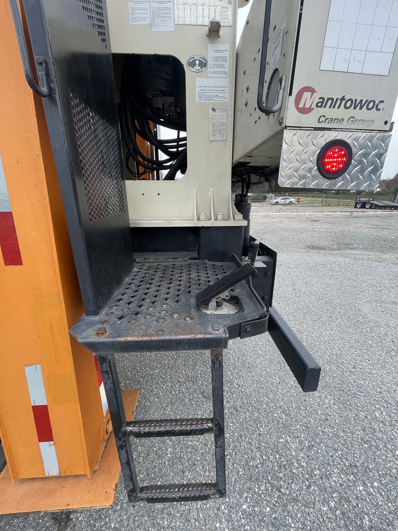 2008 PETERBILT 365 Crane - Image 39