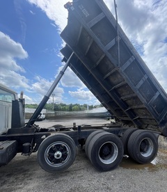 1991 INTERNATIONAL F4700 - Image 8