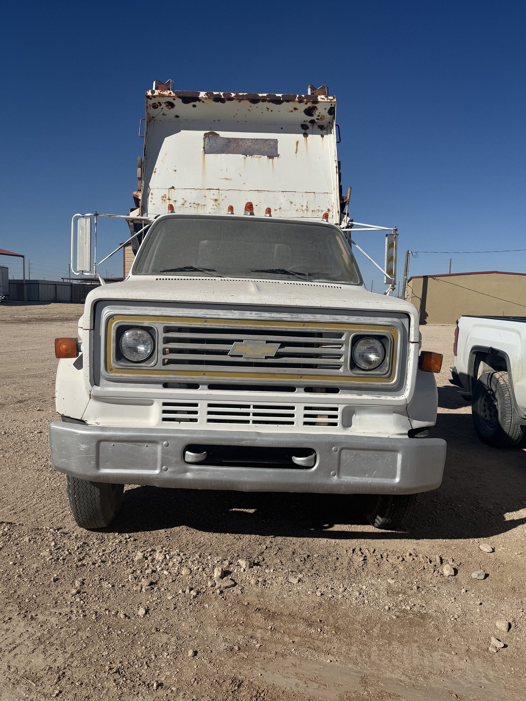 1984 GMC C60 - view 2 of 27