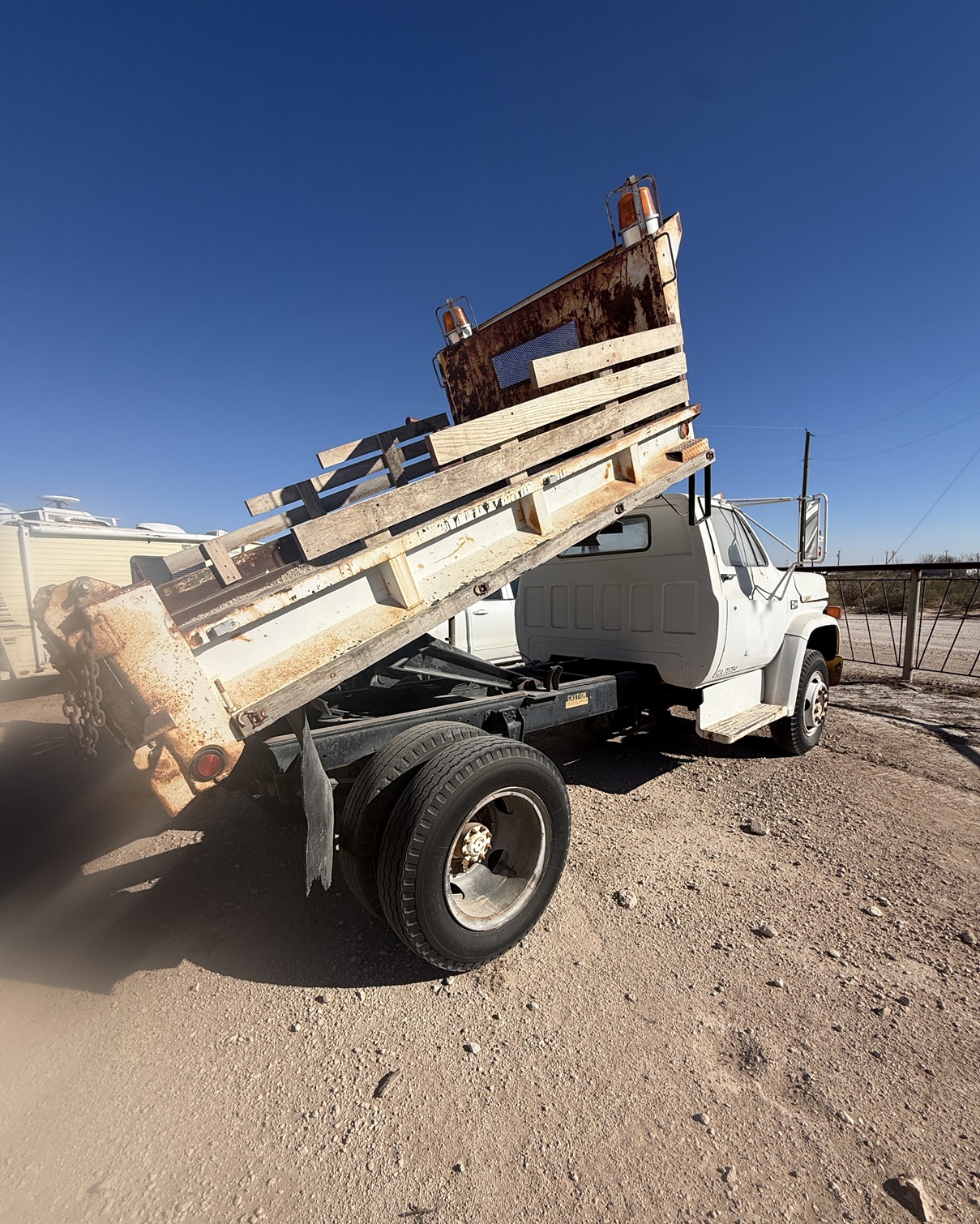 1984 GMC C60 - view 6 of 27