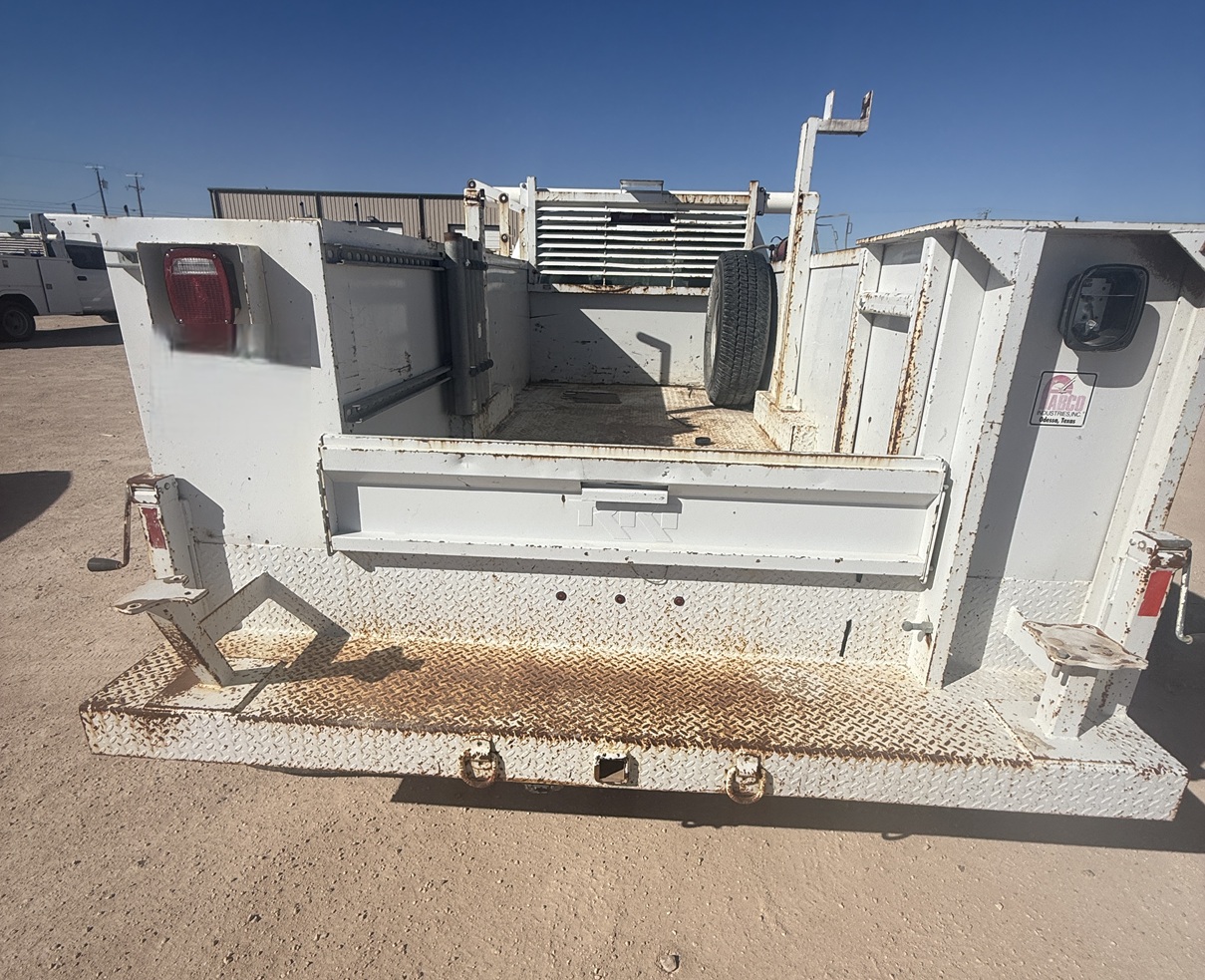 2019 CHEVROLET Silverado 3500HD - Image 10