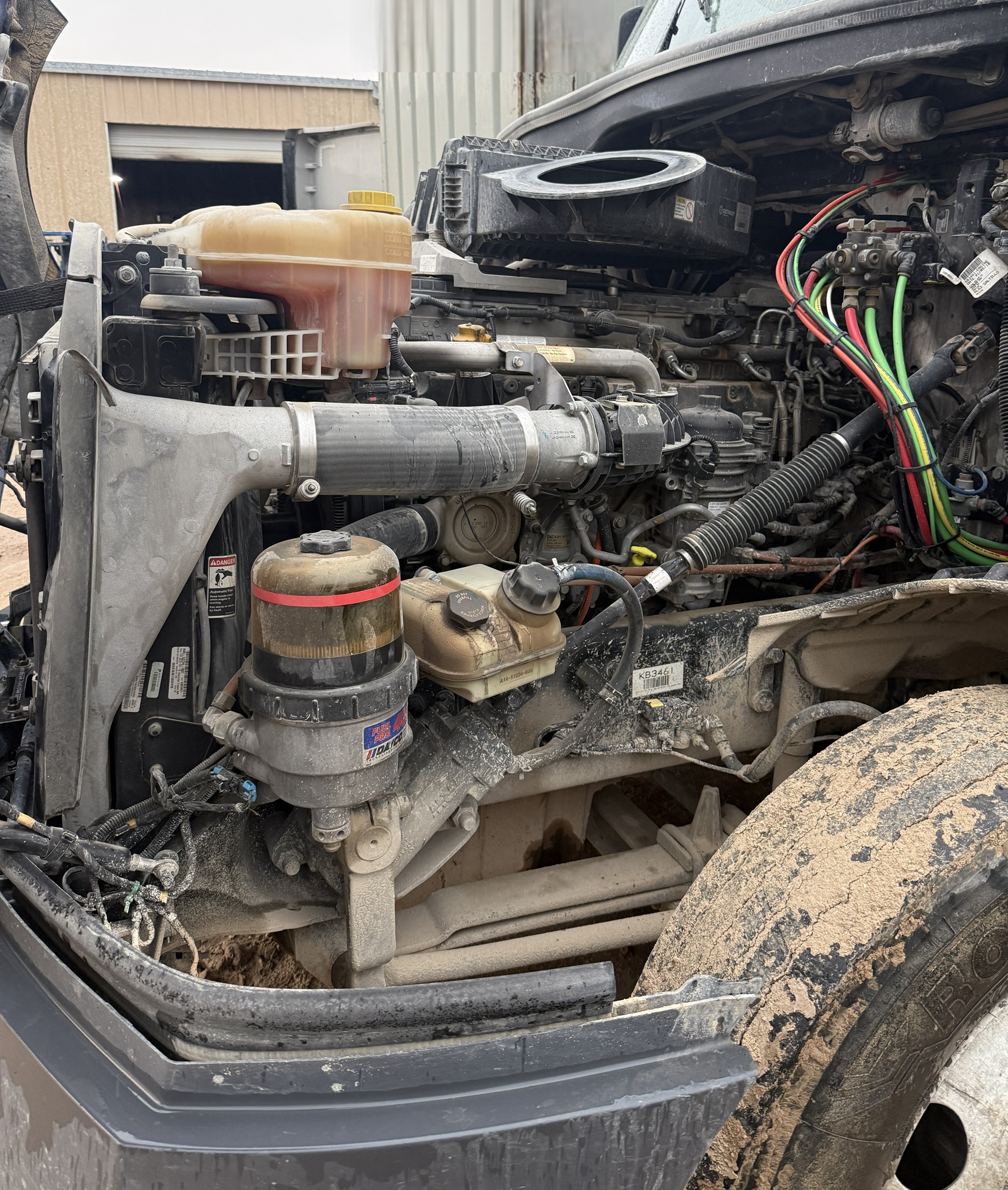 2019 FREIGHTLINER CASCADIA - view 5 of 9