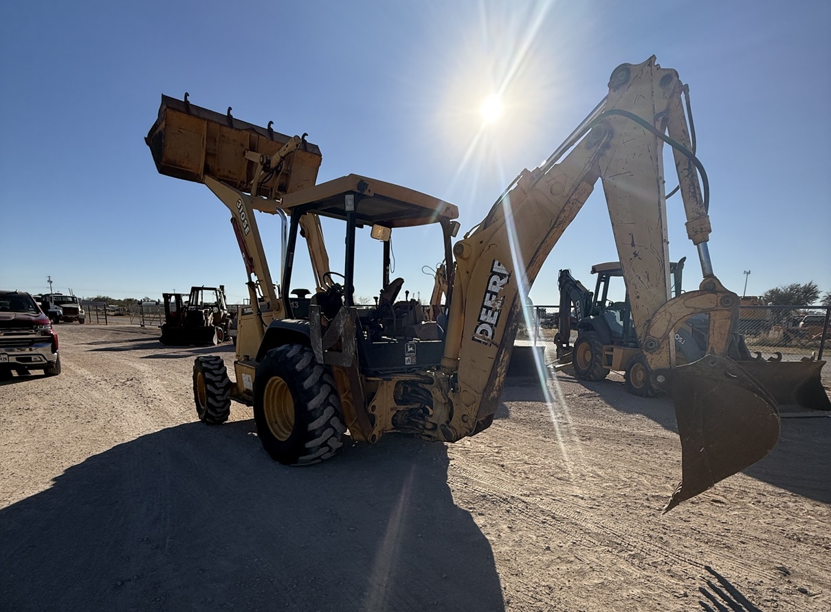 2015 JOHN DEERE 310 SE - Image 2