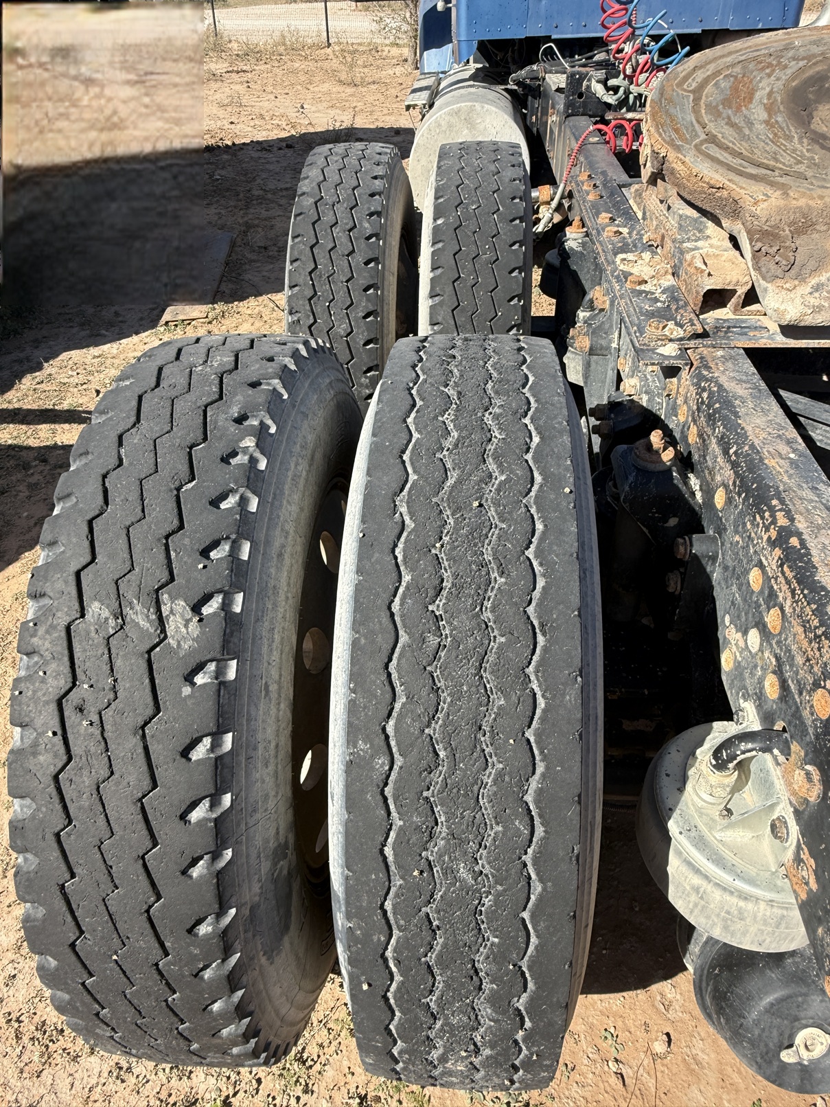 2002 KENWORTH T800 - Image 10