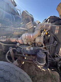 2002 KENWORTH T800 - Image 25