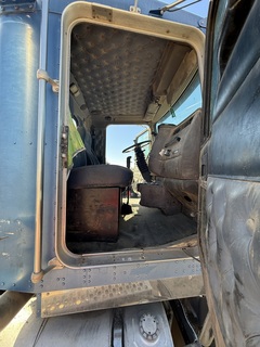 2002 KENWORTH T800 - Image 24