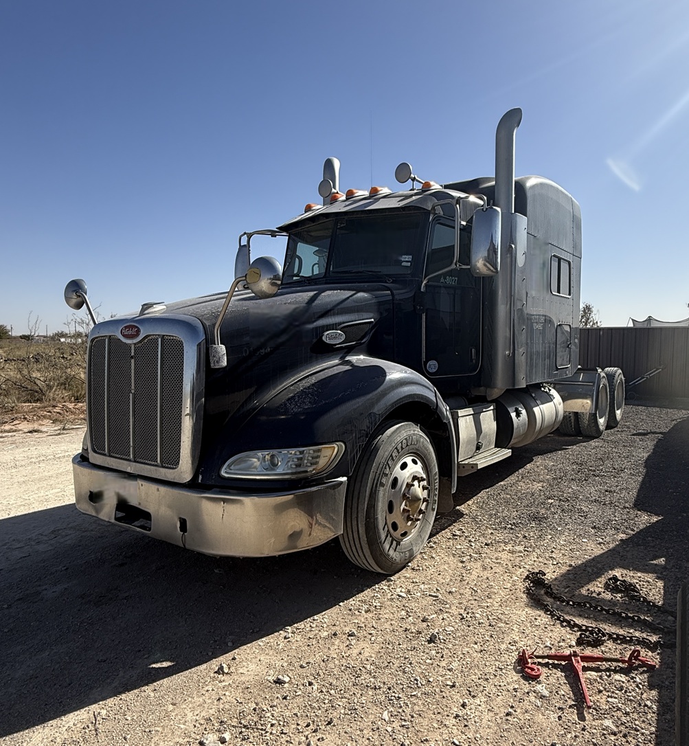 2013 PETERBILT 386 - Image 3