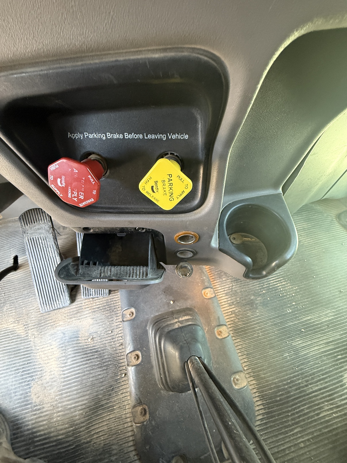 2013 PETERBILT 386 - Image 23