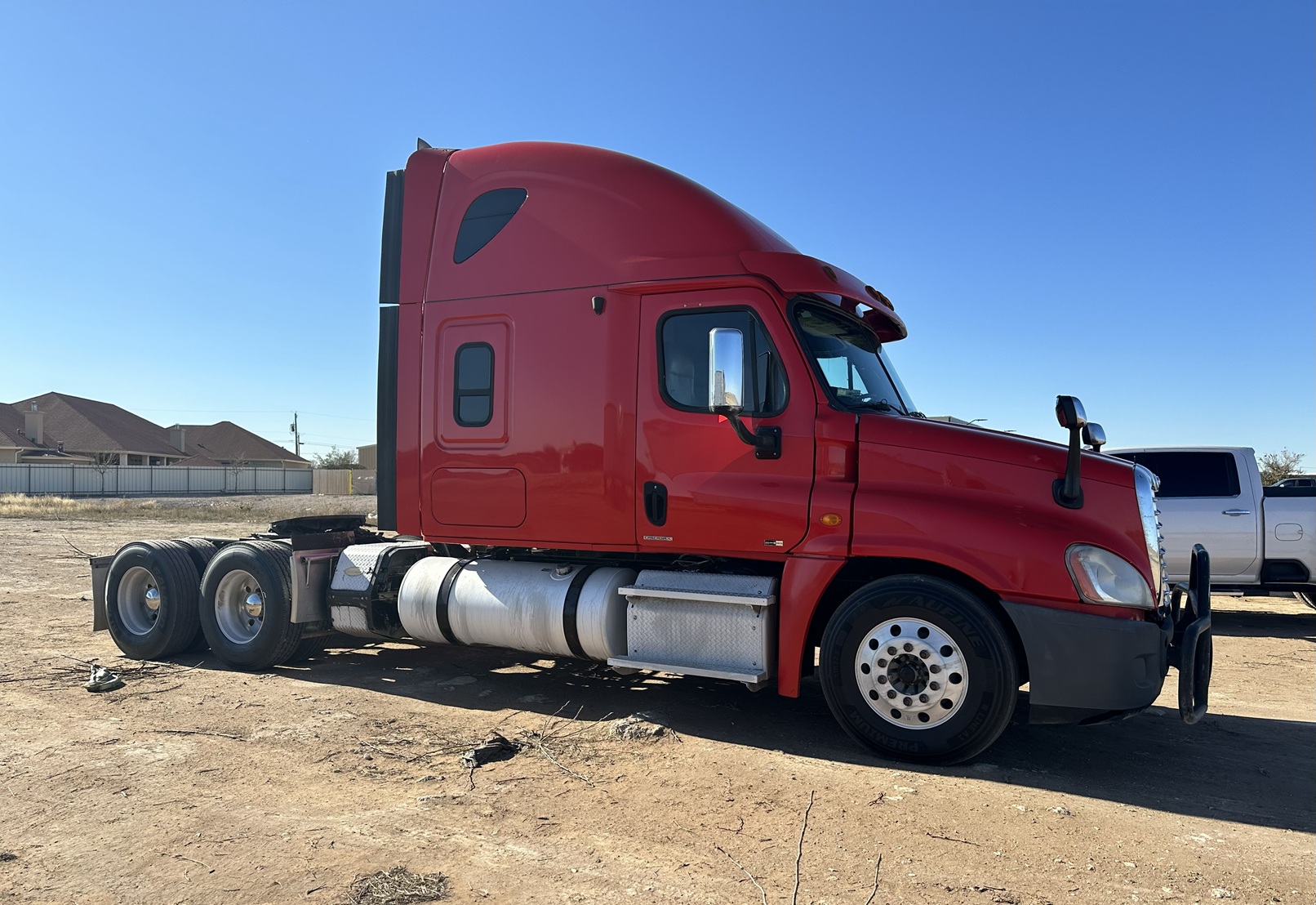 2012 FREIGHTLINER CASCADIA - view 2 of 11
