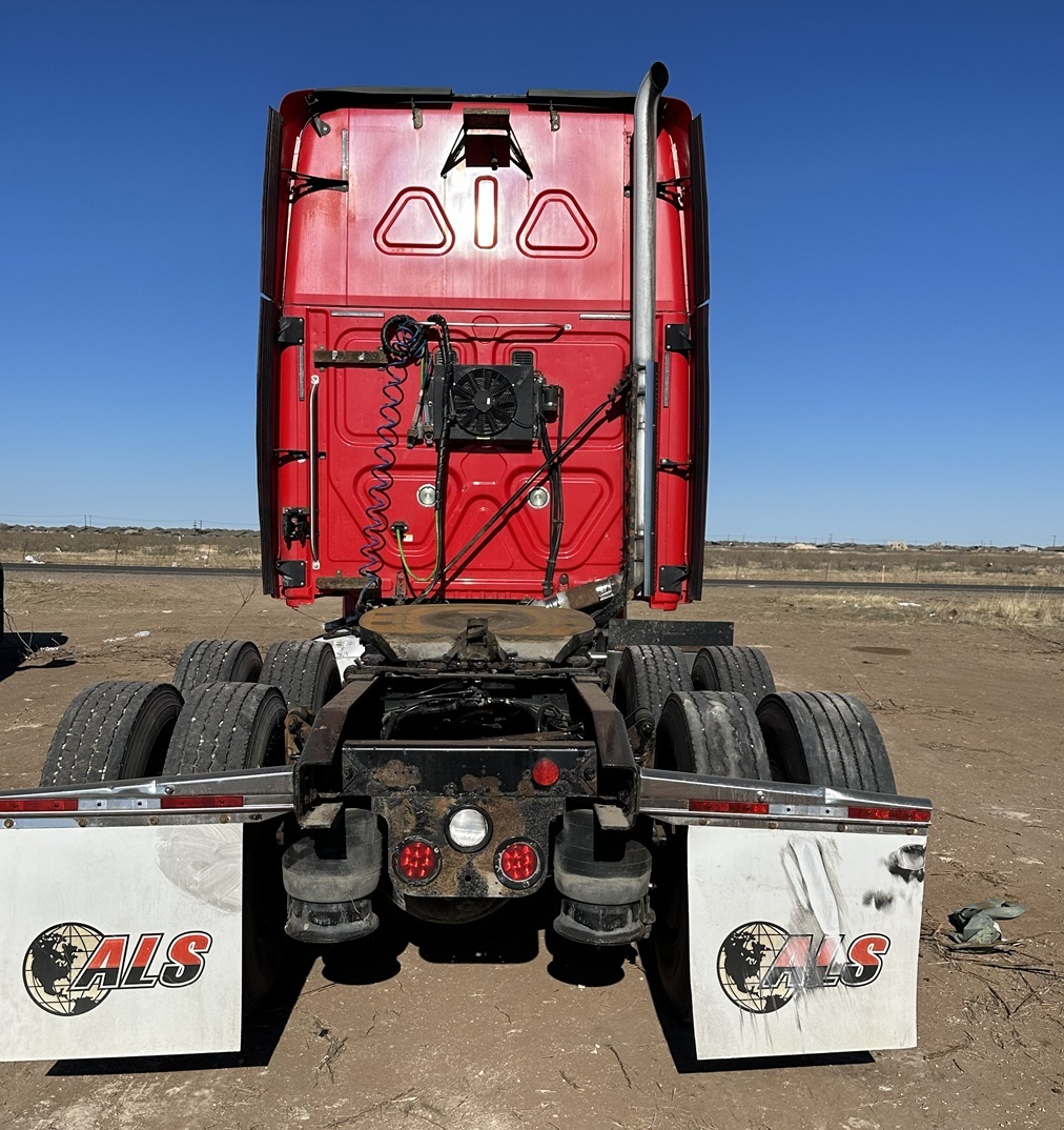 2012 FREIGHTLINER CASCADIA - Image 4