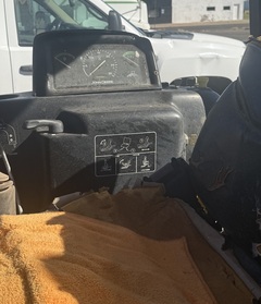 2012 JOHN DEERE 110 - Image 15