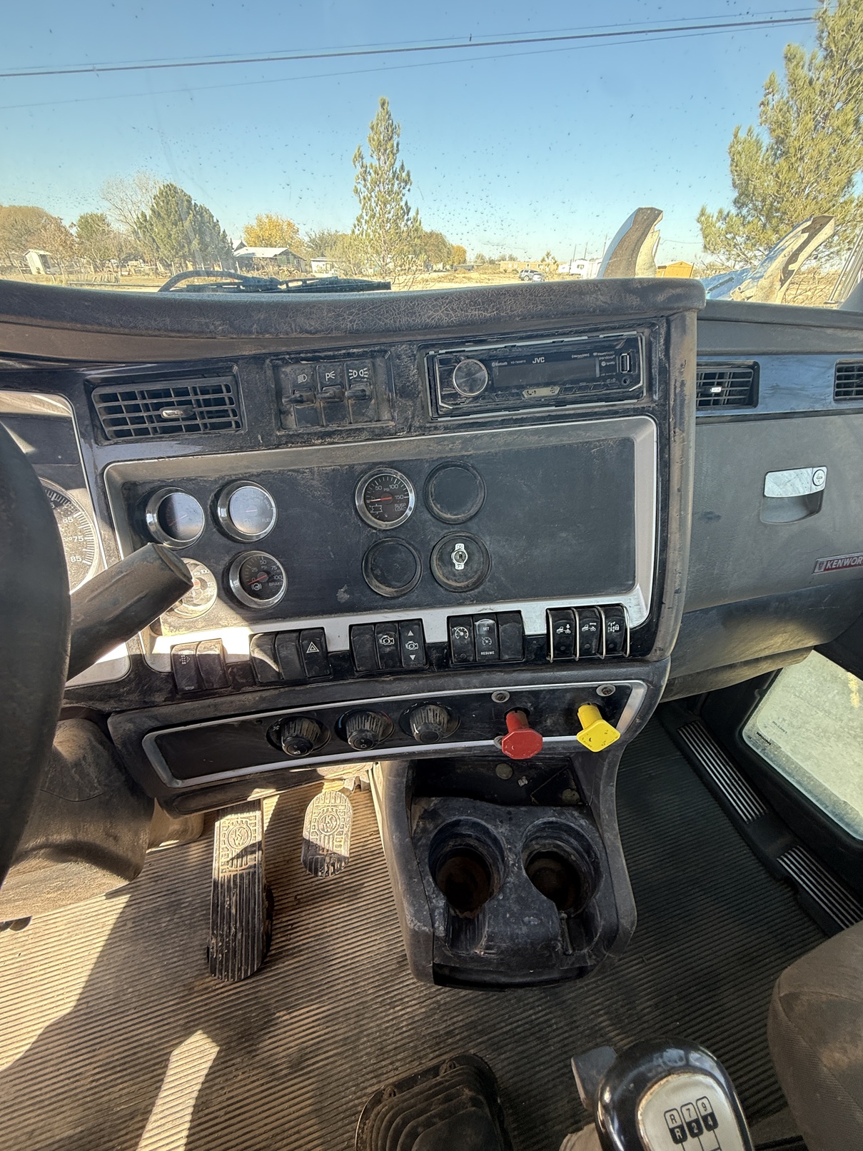 2008 KENWORTH T800 - view 16 of 24