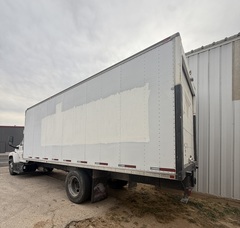 2006 GMC 6500 - Image 4