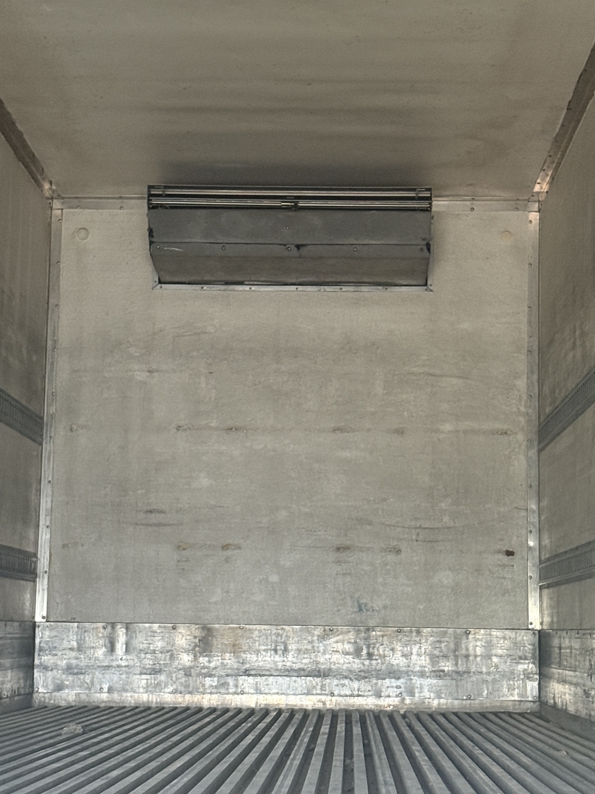 2006 GMC 6500 - Image 14