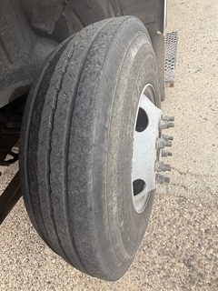 2006 GMC 6500 - Image 35