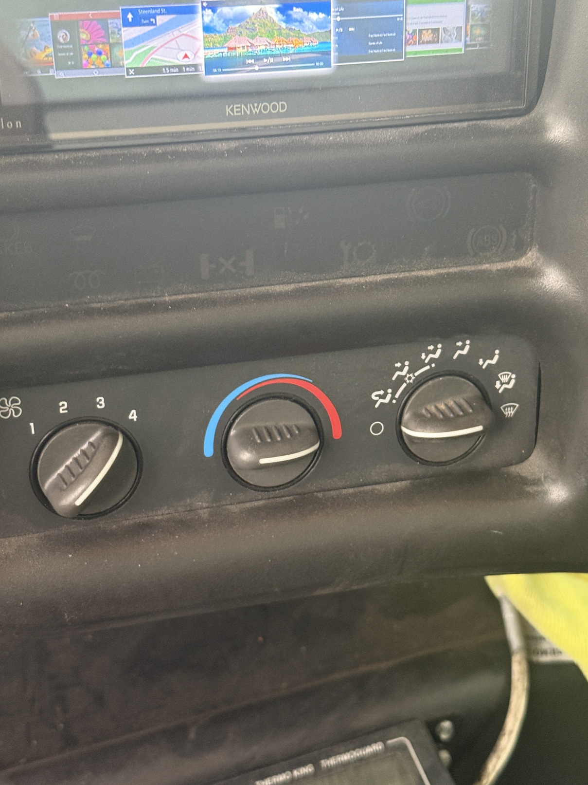 2006 GMC 6500 - view 20 of 38