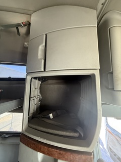 2005 VOLVO VNL 64T670 - Image 25