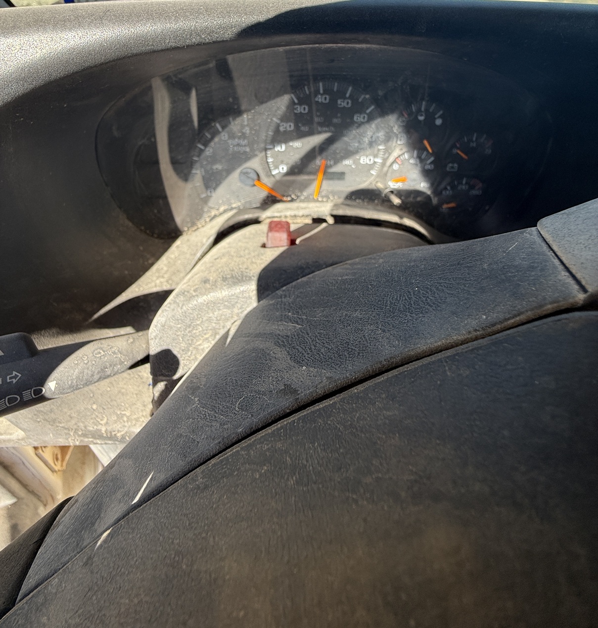 2004 CHEVROLET C8500 - Image 10