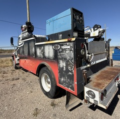 2005 HINO 268 - Image 4