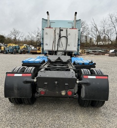 2017 VOLVO VNX84T630 - Image 4