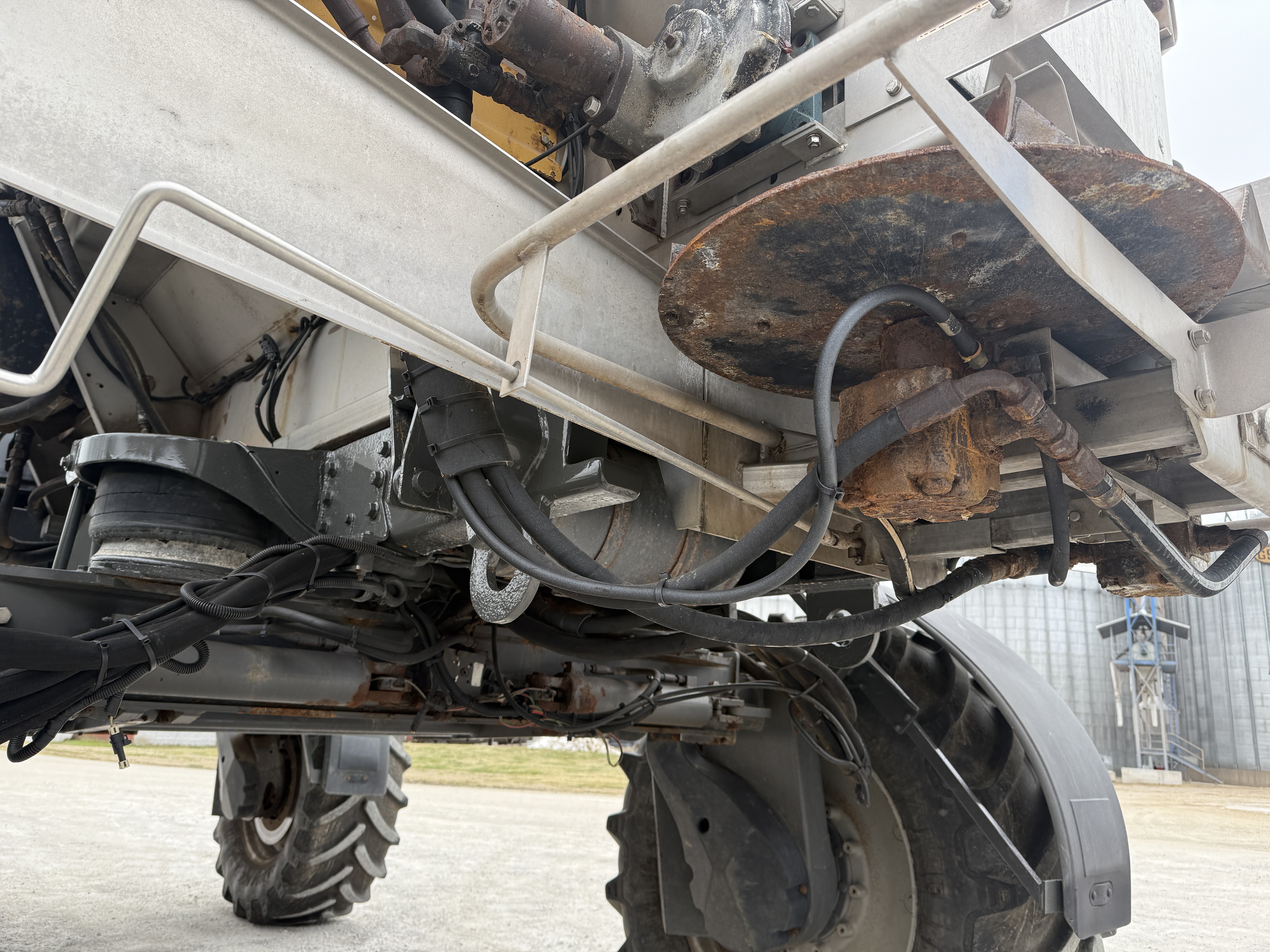 2012 ROGATOR RG1300 - view 20 of 36