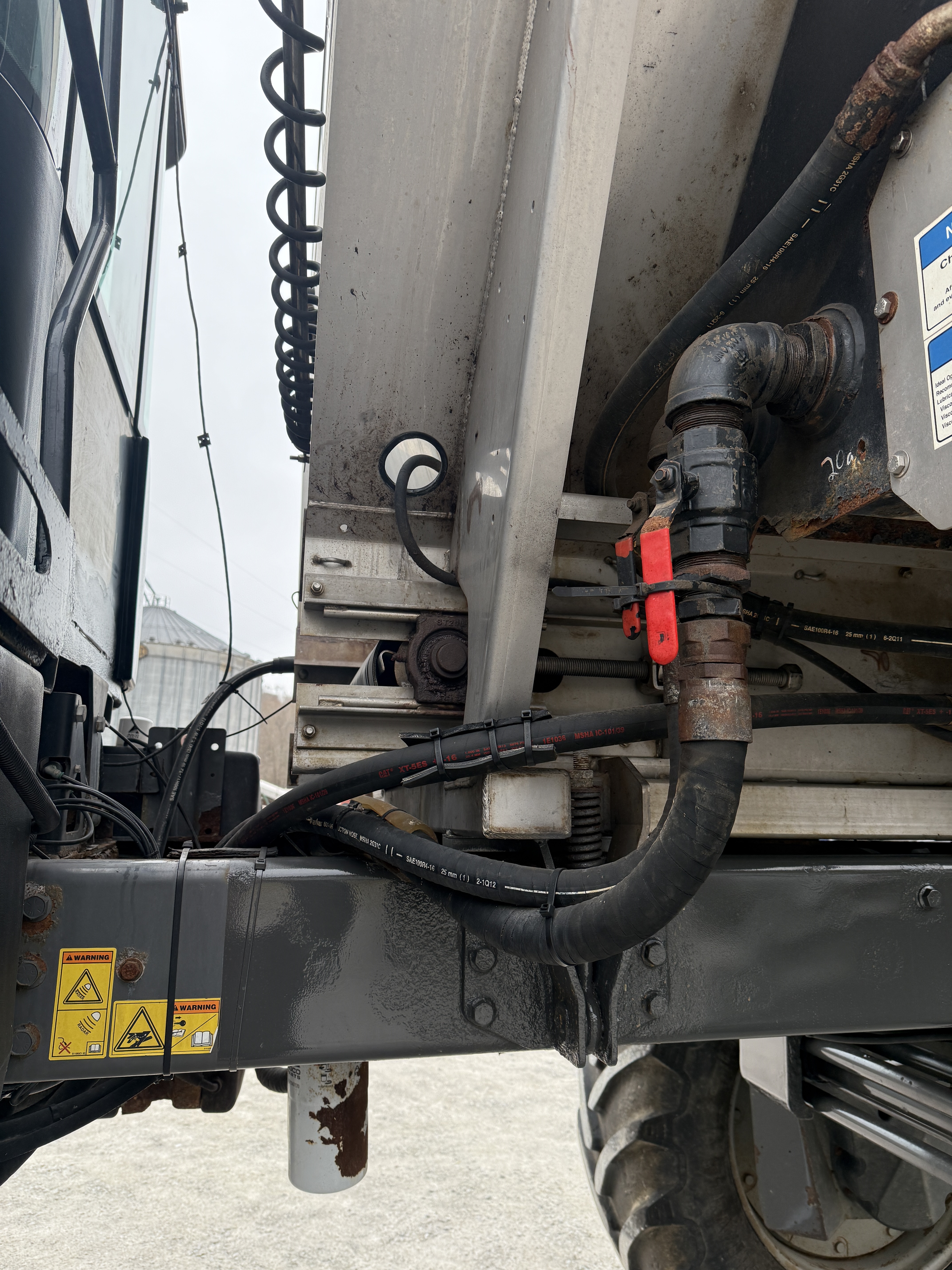 2012 ROGATOR RG1300 - Image 23