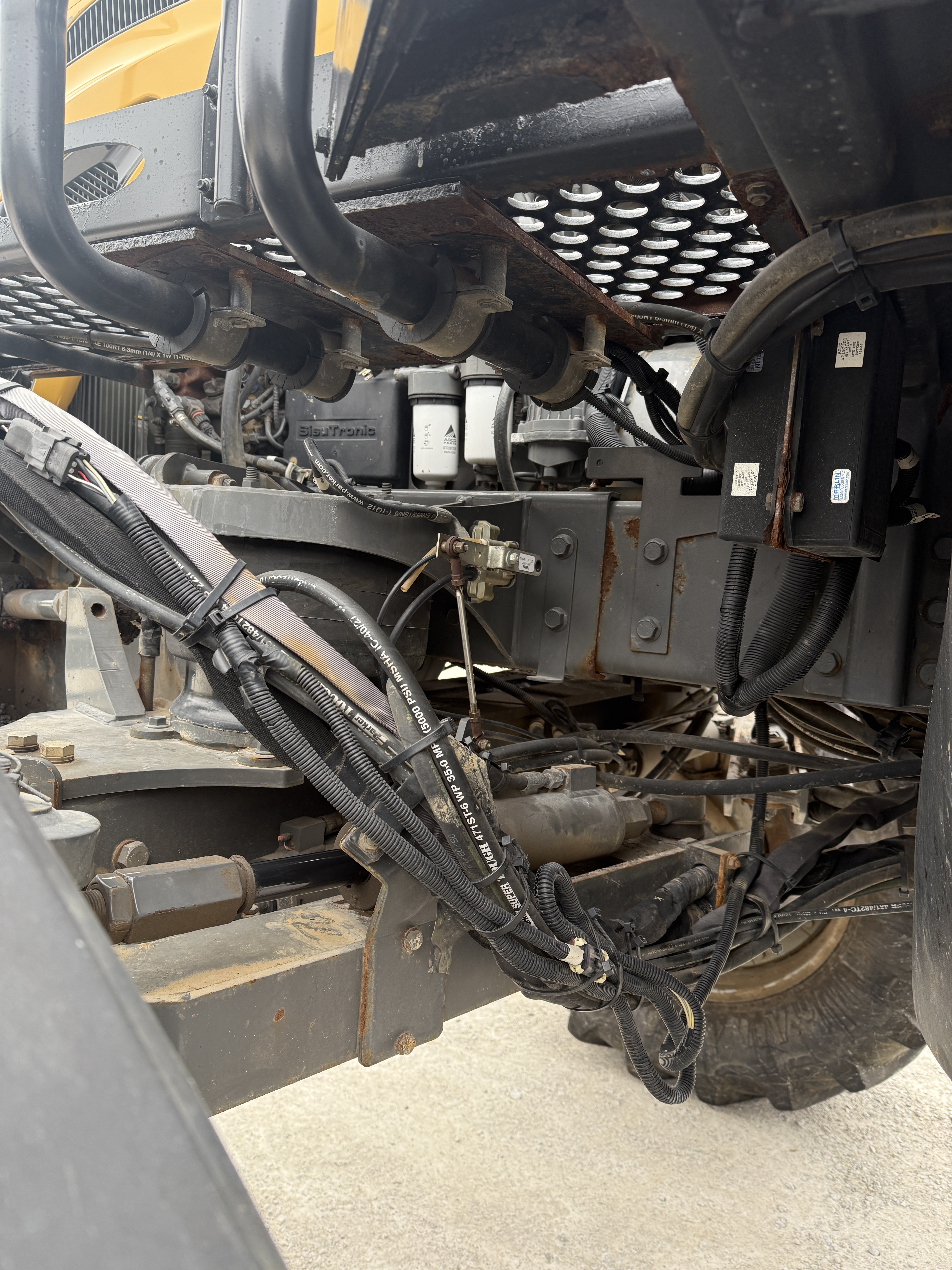 2012 ROGATOR RG1300 - Image 24