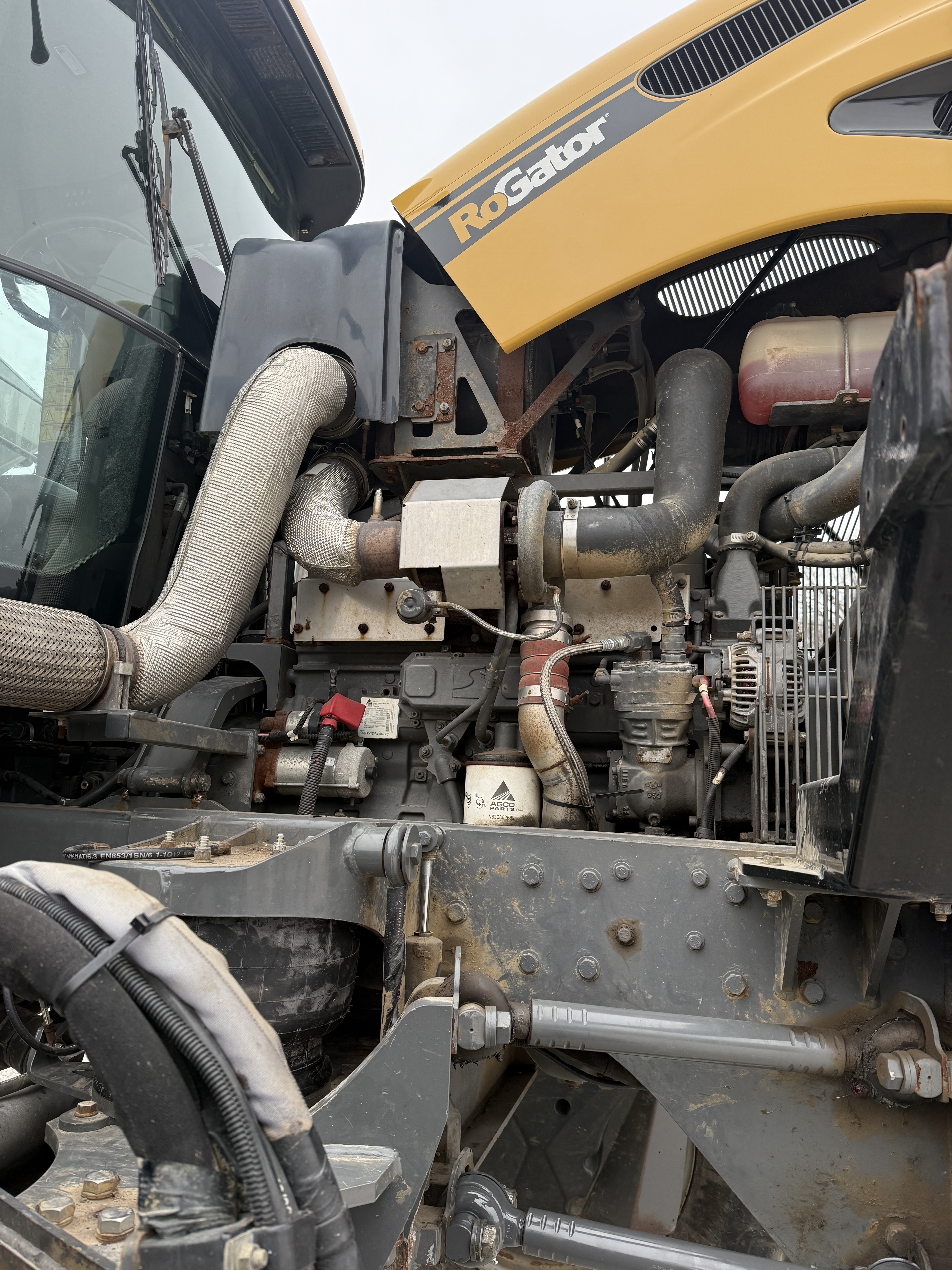 2012 ROGATOR RG1300 - Image 28