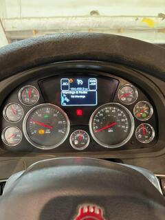 2018 KENWORTH T880 - Image 6