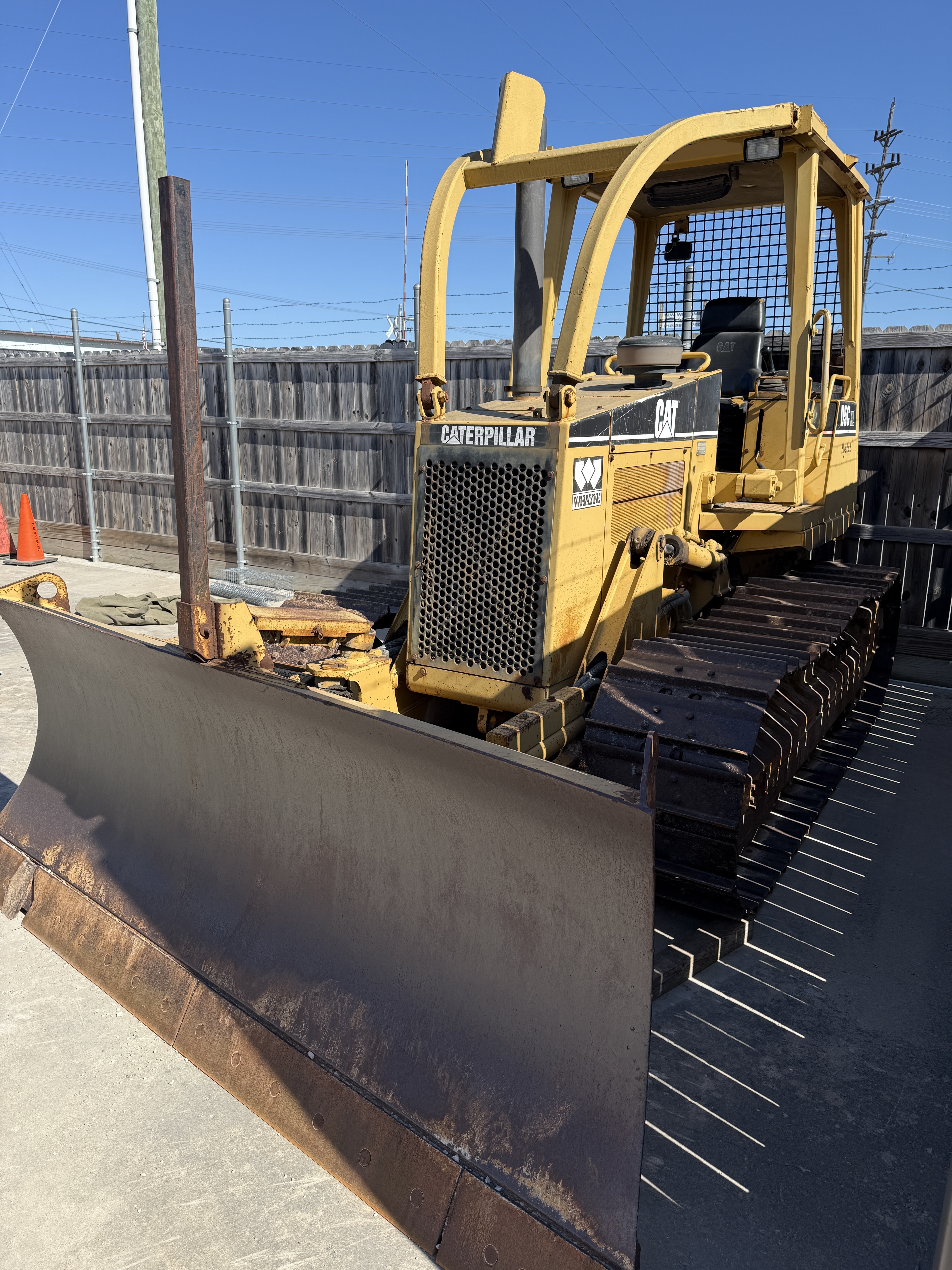 1997 CATERPILLAR D5C XL Series III - view 6 of 31