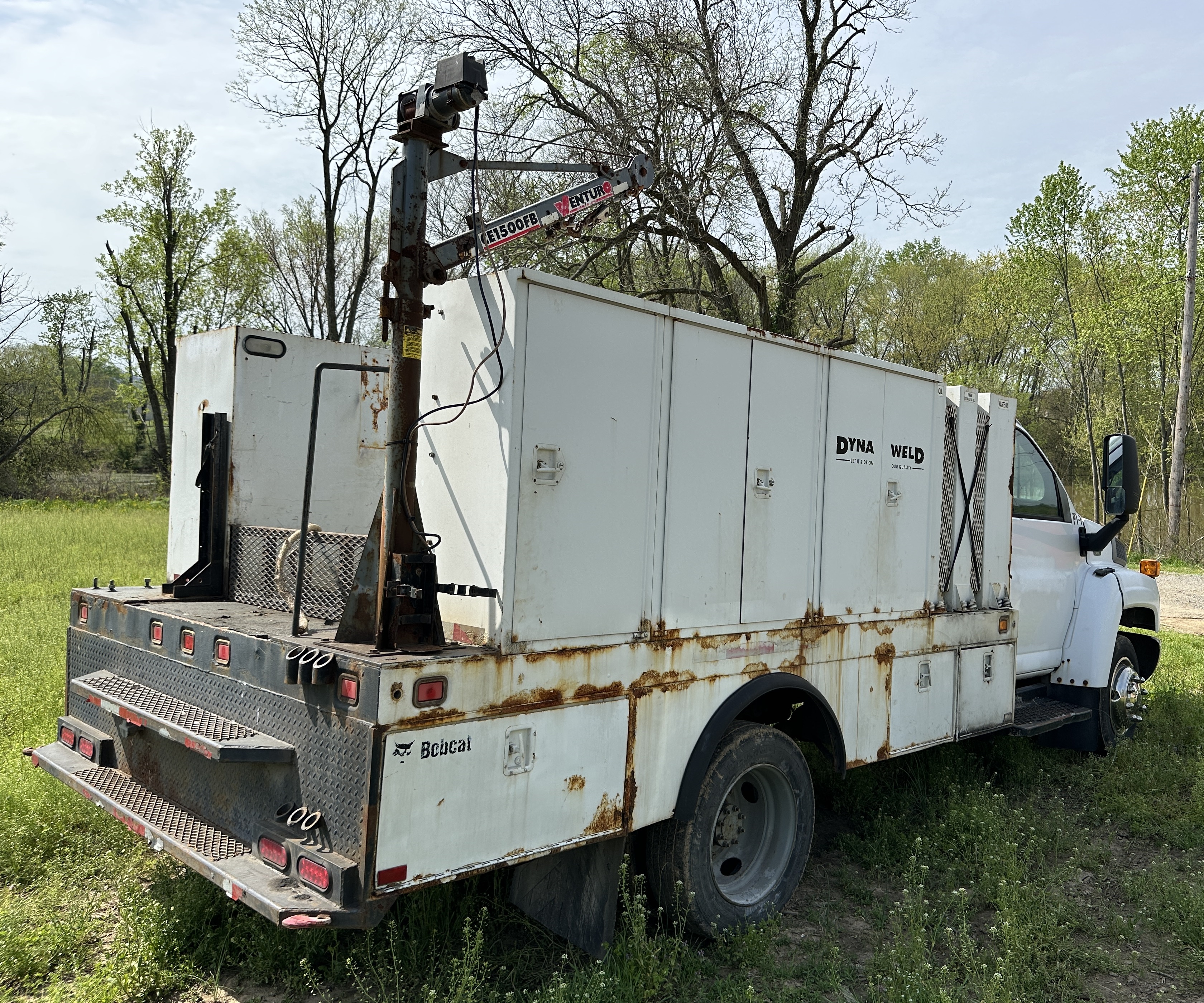2006 CHEVROLET C5500 - Image 4