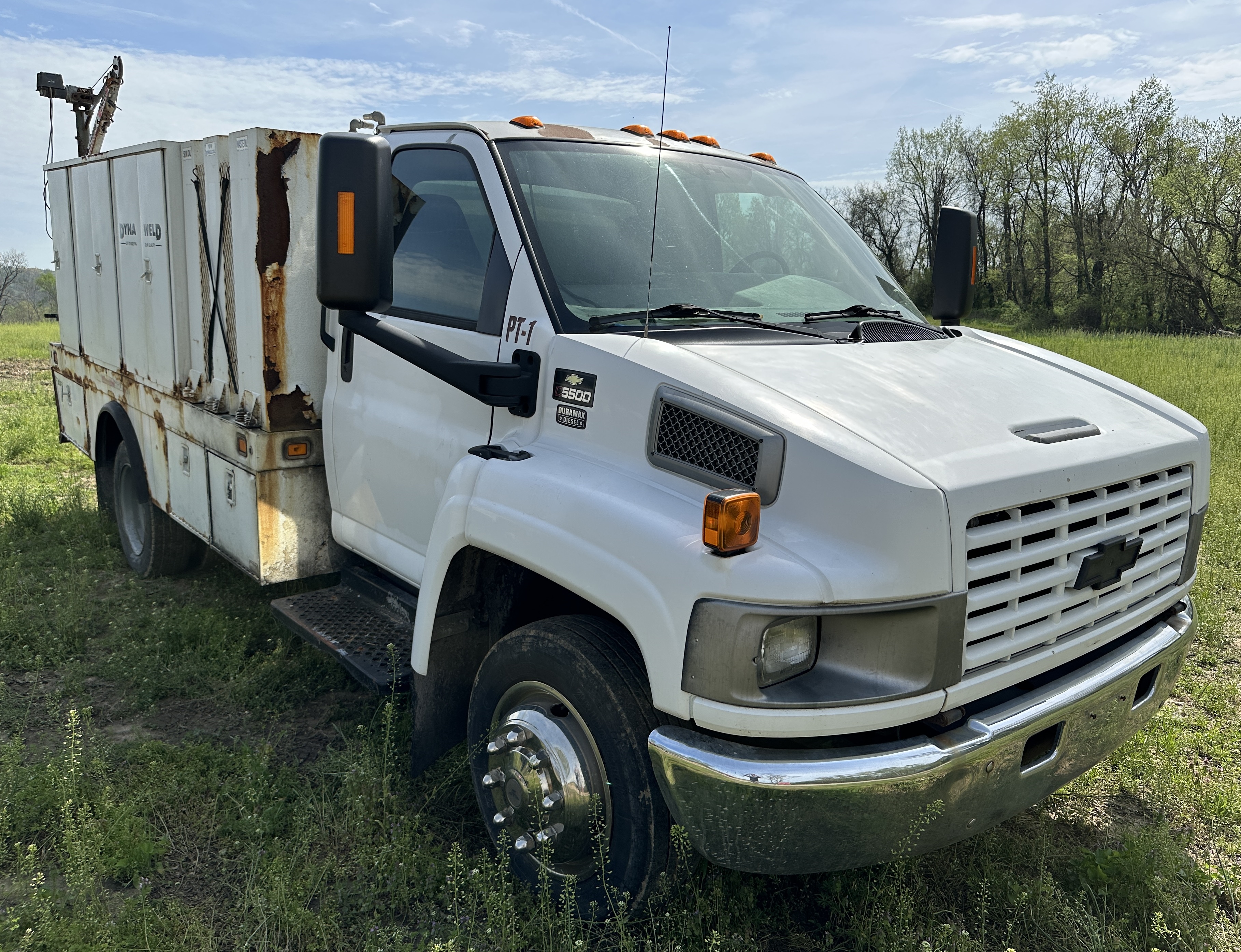 2006 CHEVROLET C5500 - Image 5
