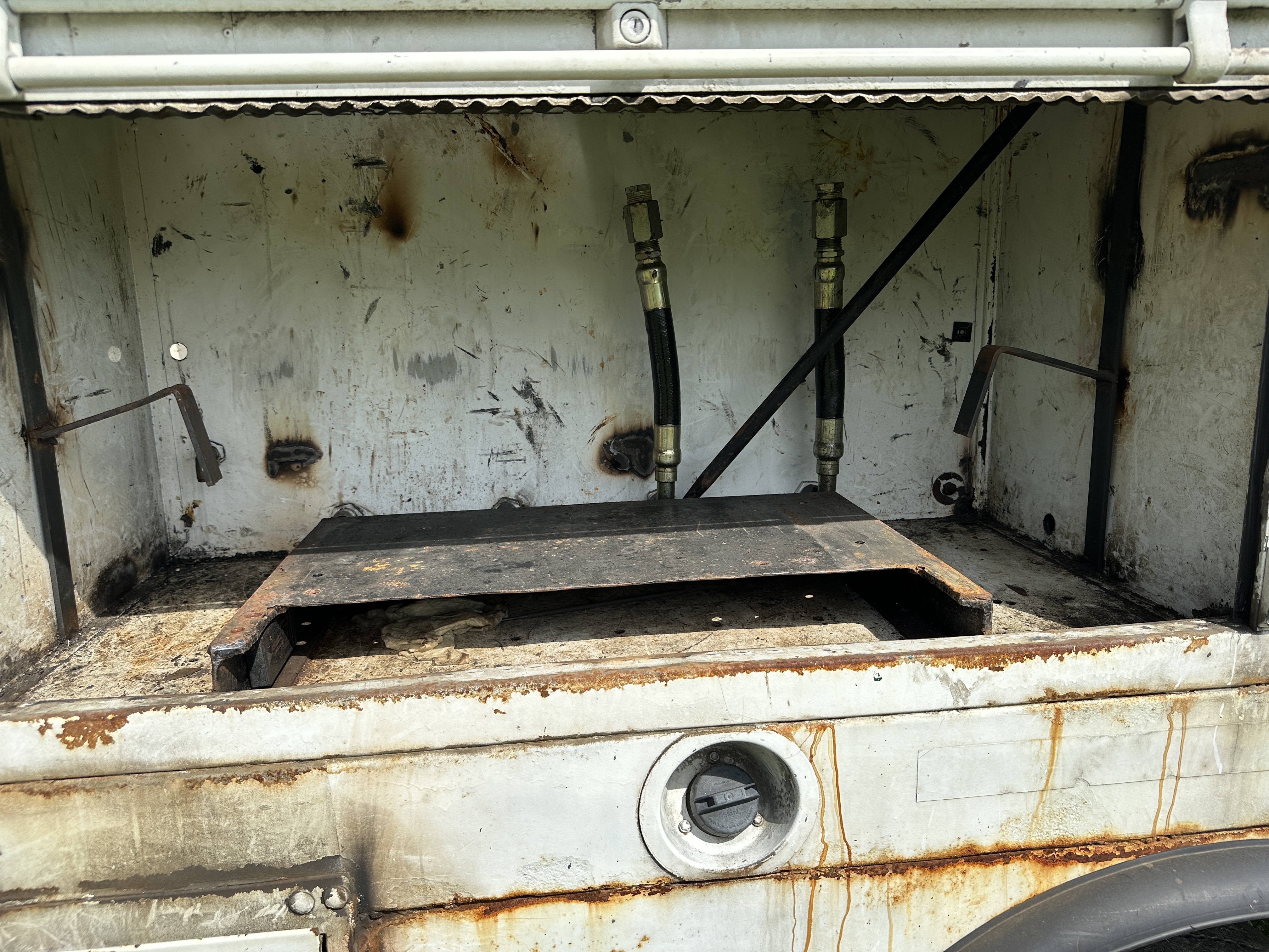 2006 CHEVROLET C5500 - view 16 of 28