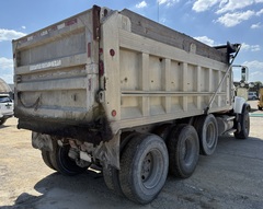 2005 MACK CV713 - Image 7