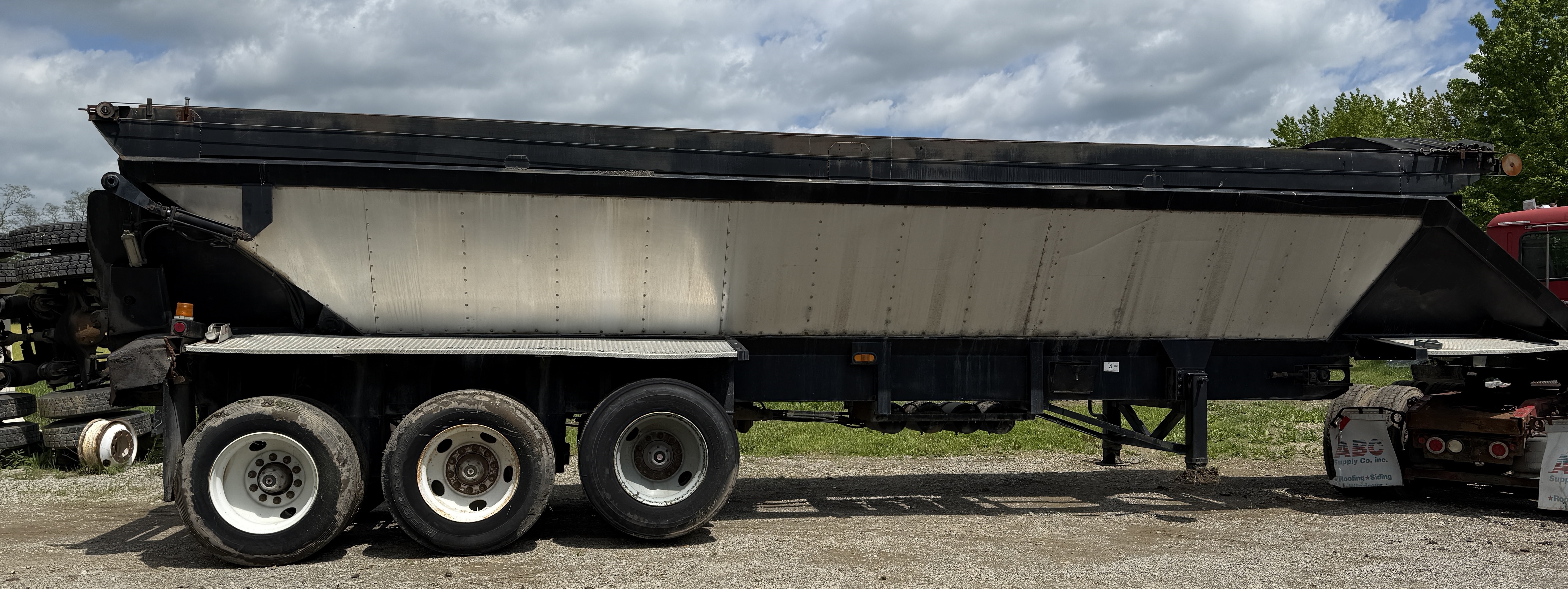 2002 TRAIL KING LB334 - Image 6