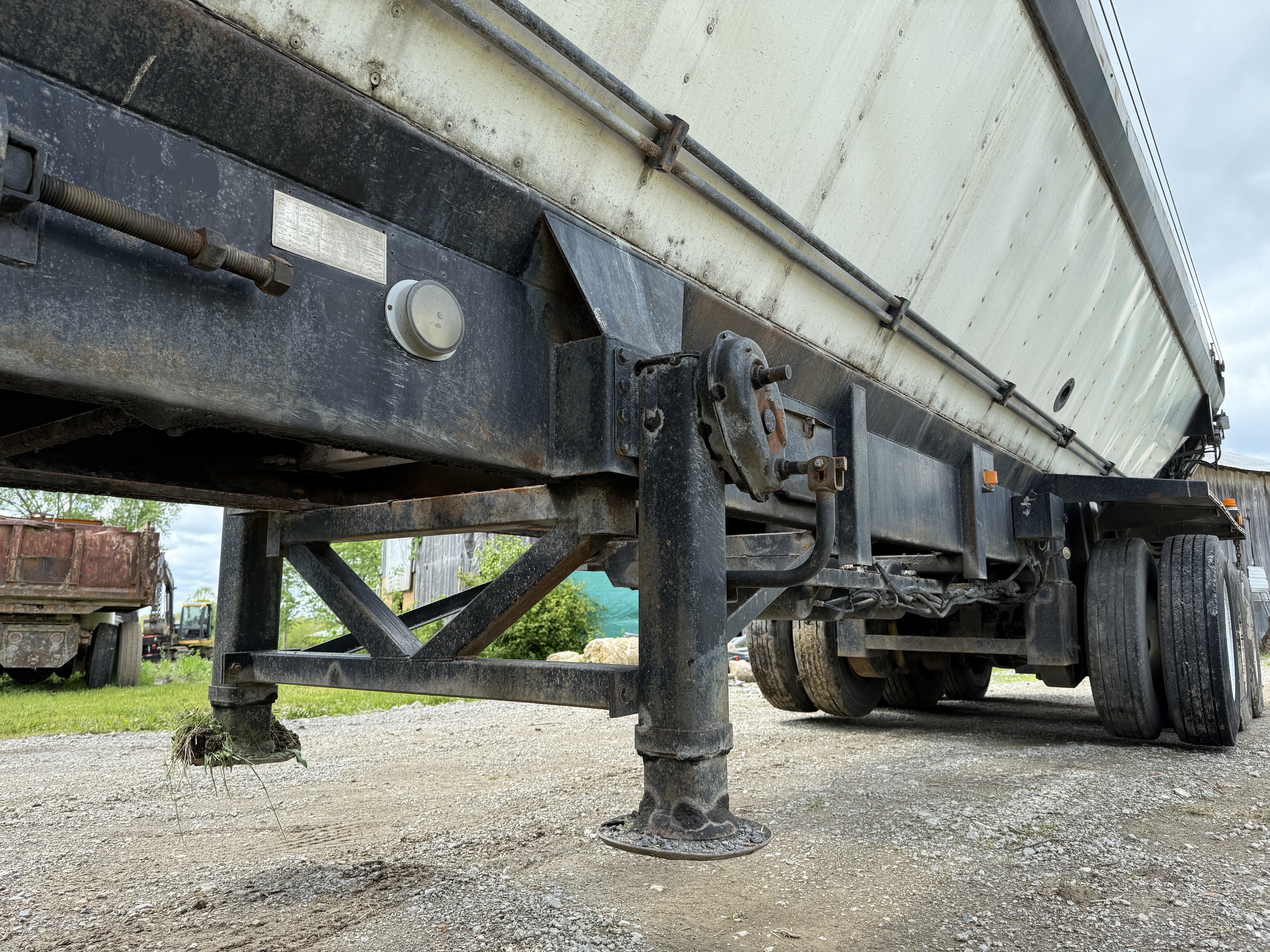 2002 TRAIL KING LB334 - Image 11