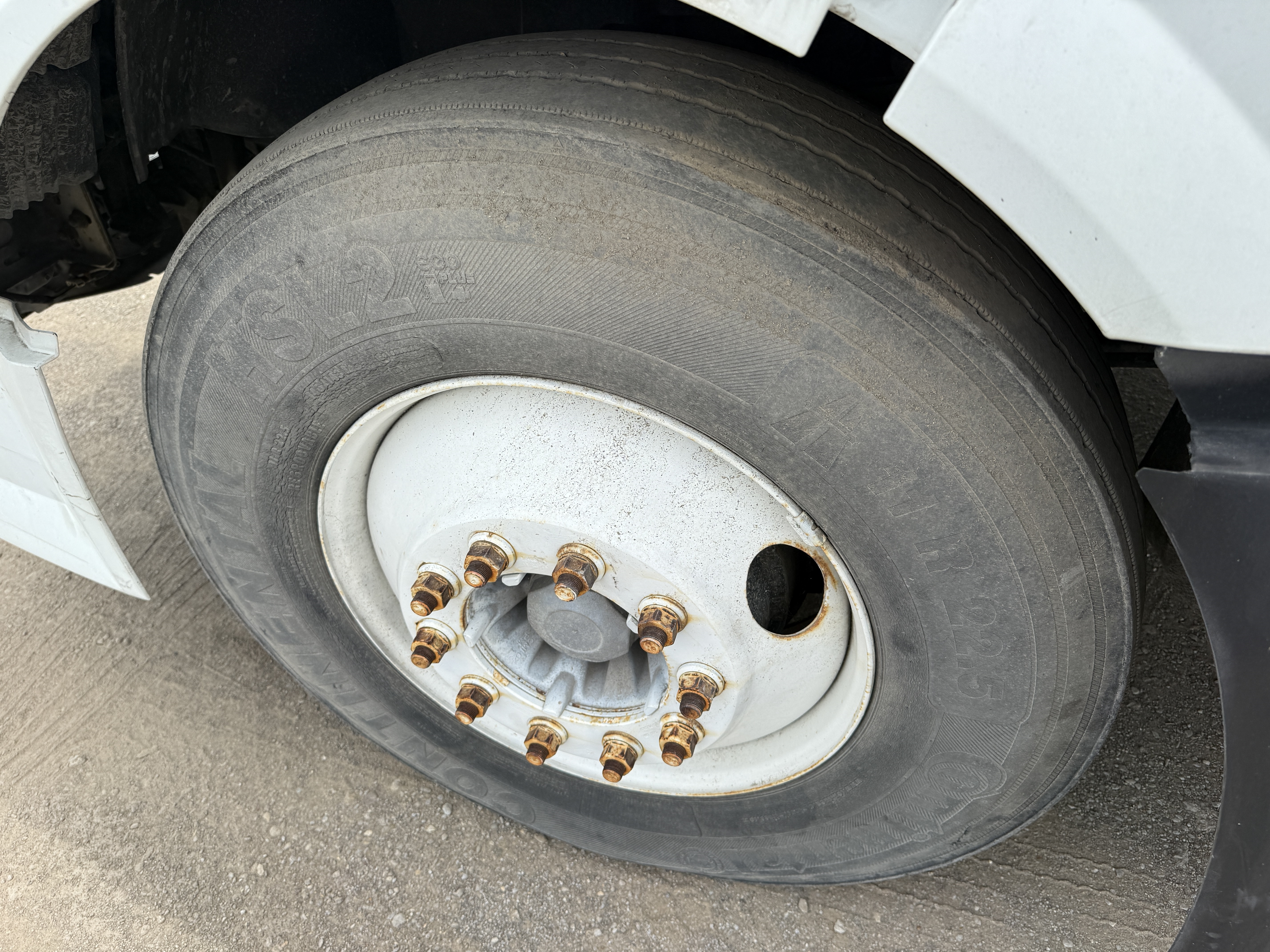 2010 VOLVO VNL64TN - view 12 of 24