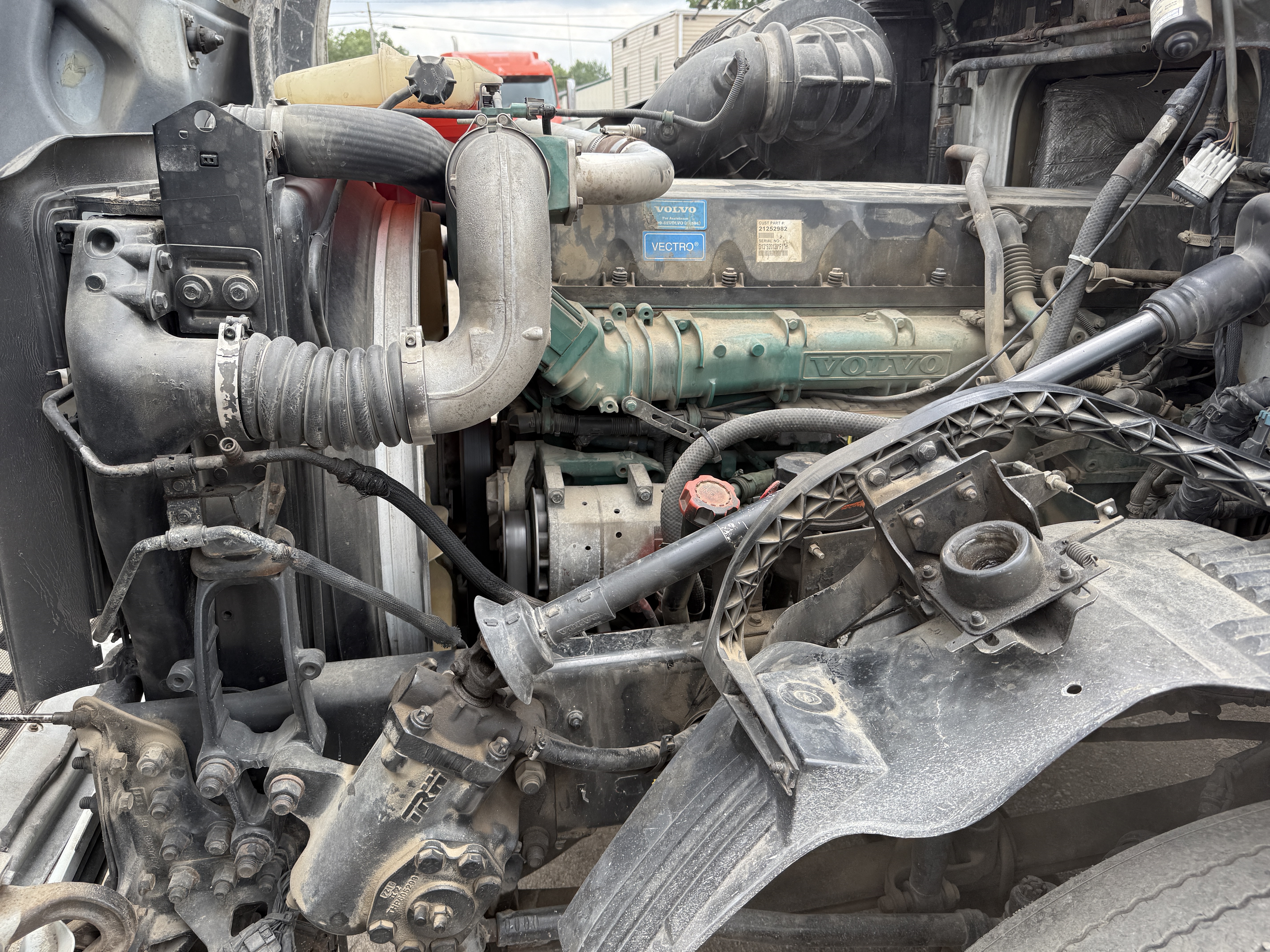 2010 VOLVO VNL64TN - view 20 of 24