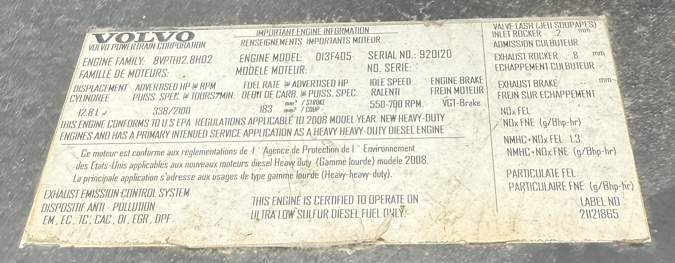 2010 VOLVO VNL64TN - Image 24