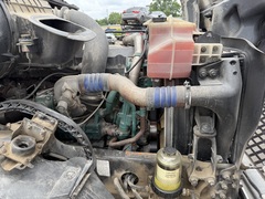 2010 VOLVO VNL64TN - Image 22