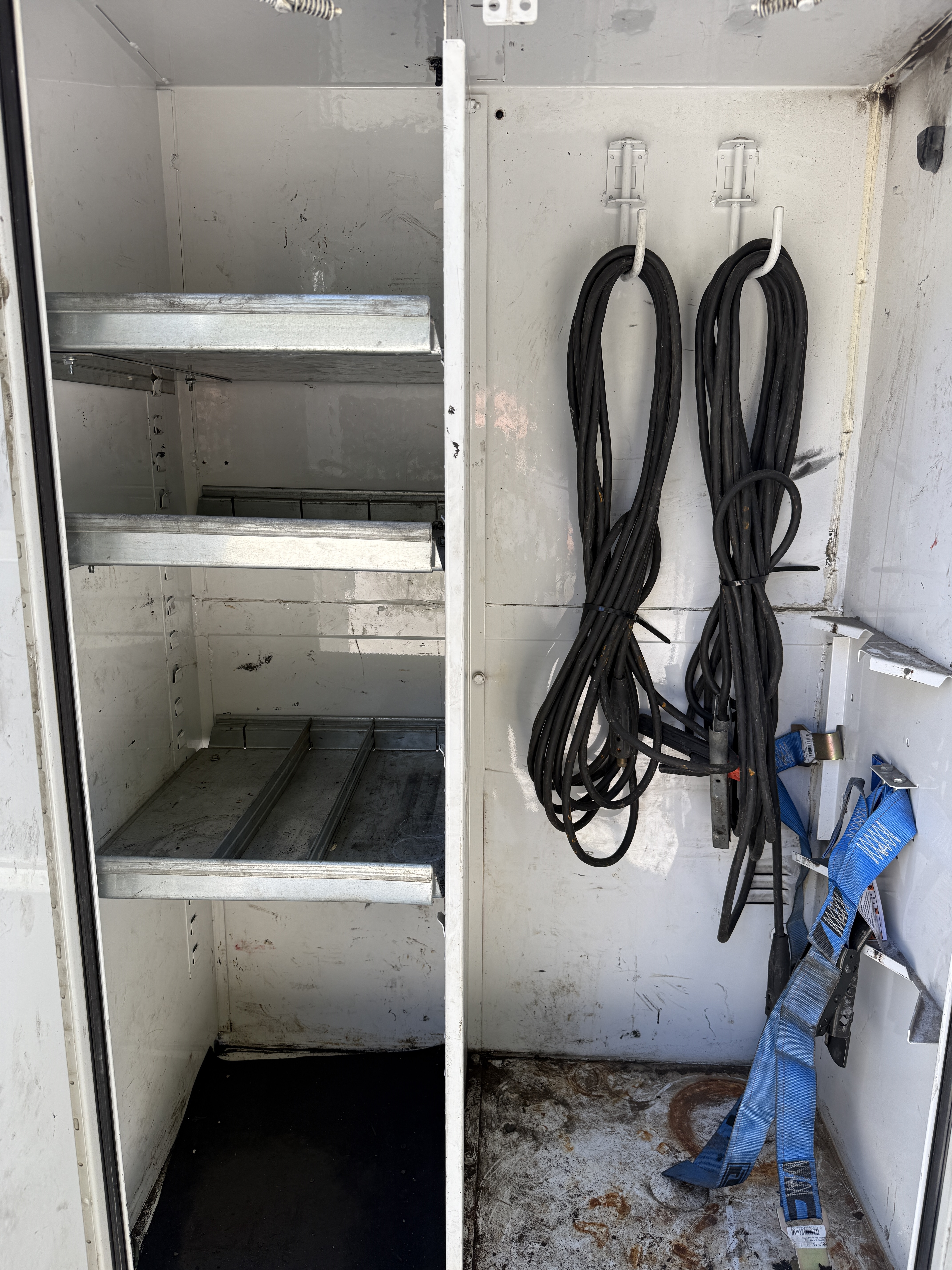 2017 PETERBILT 337 - Image 54