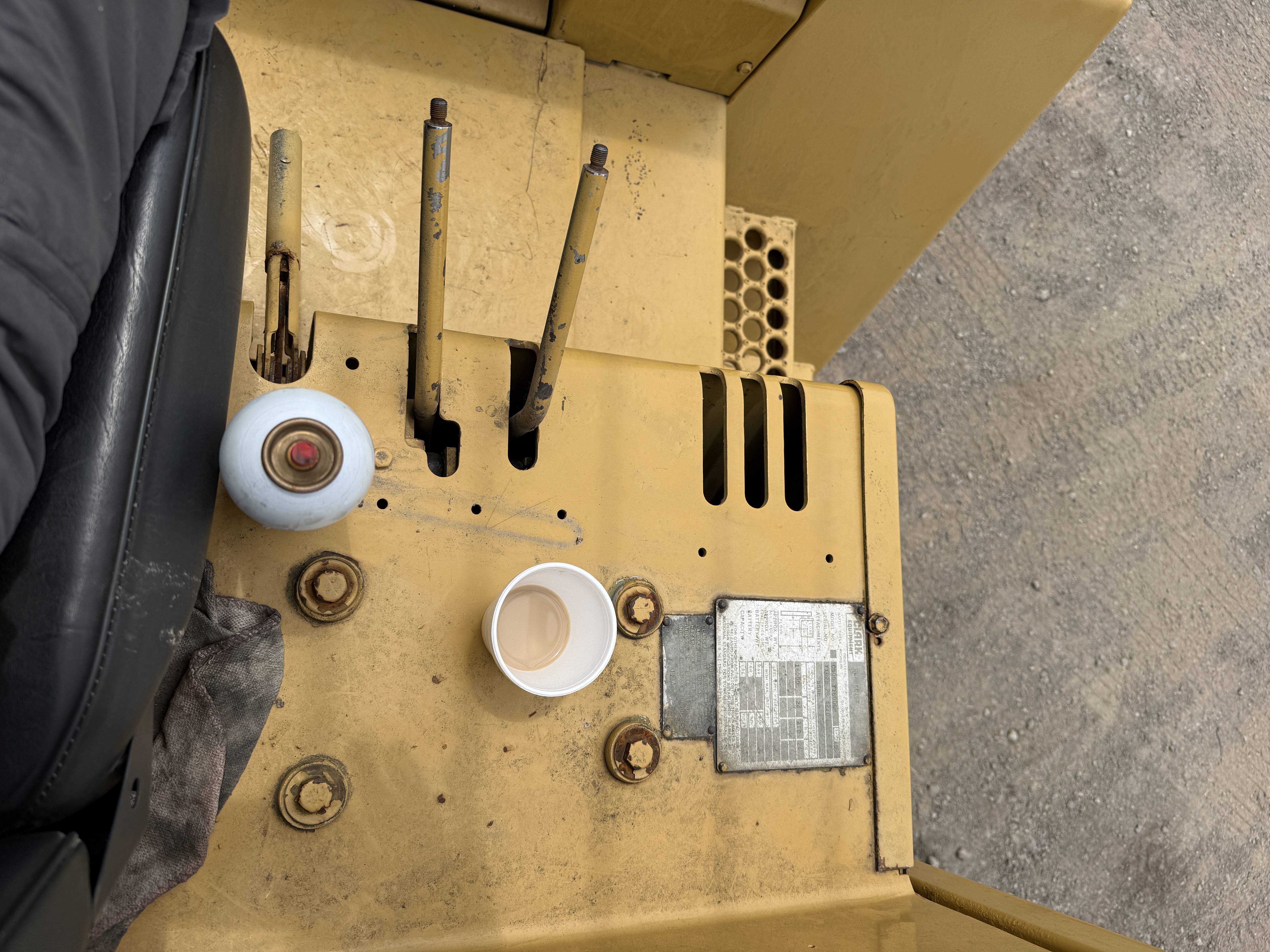 1998 CLARK C500-Y160 DGM - Image 20