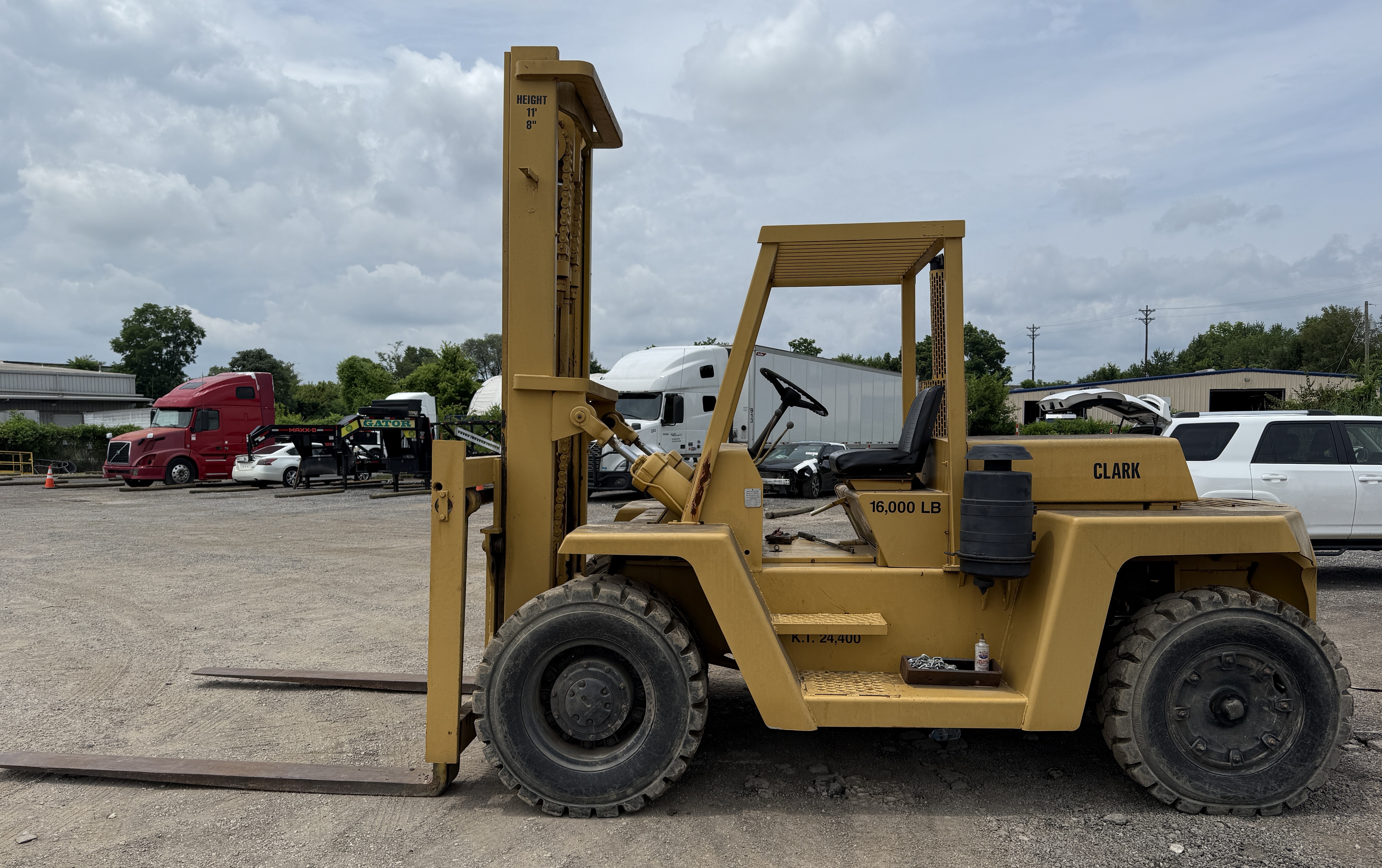 1998 CLARK C500-Y160 DGM - view 2 of 27