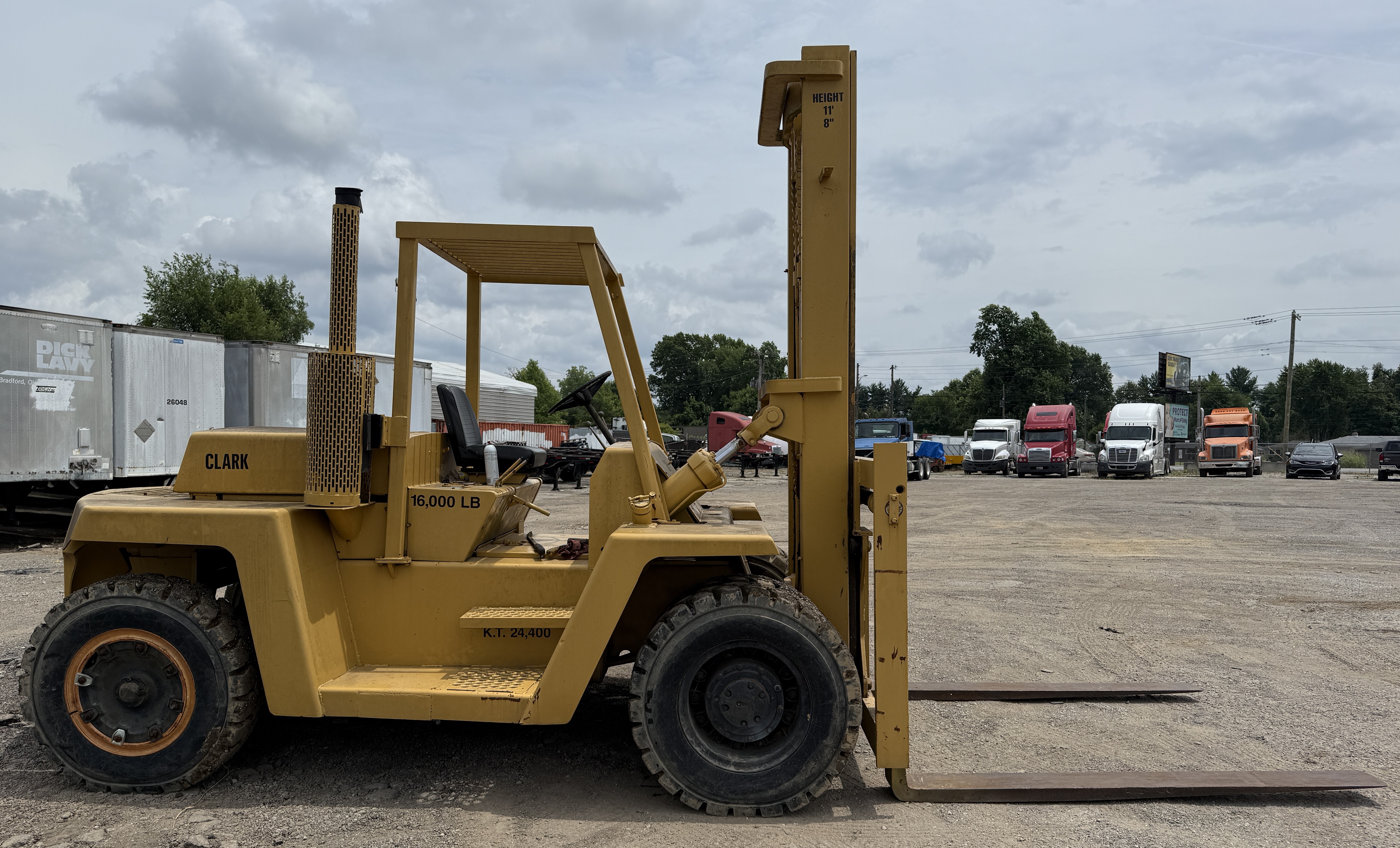 1998 CLARK C500-Y160 DGM - Image 6