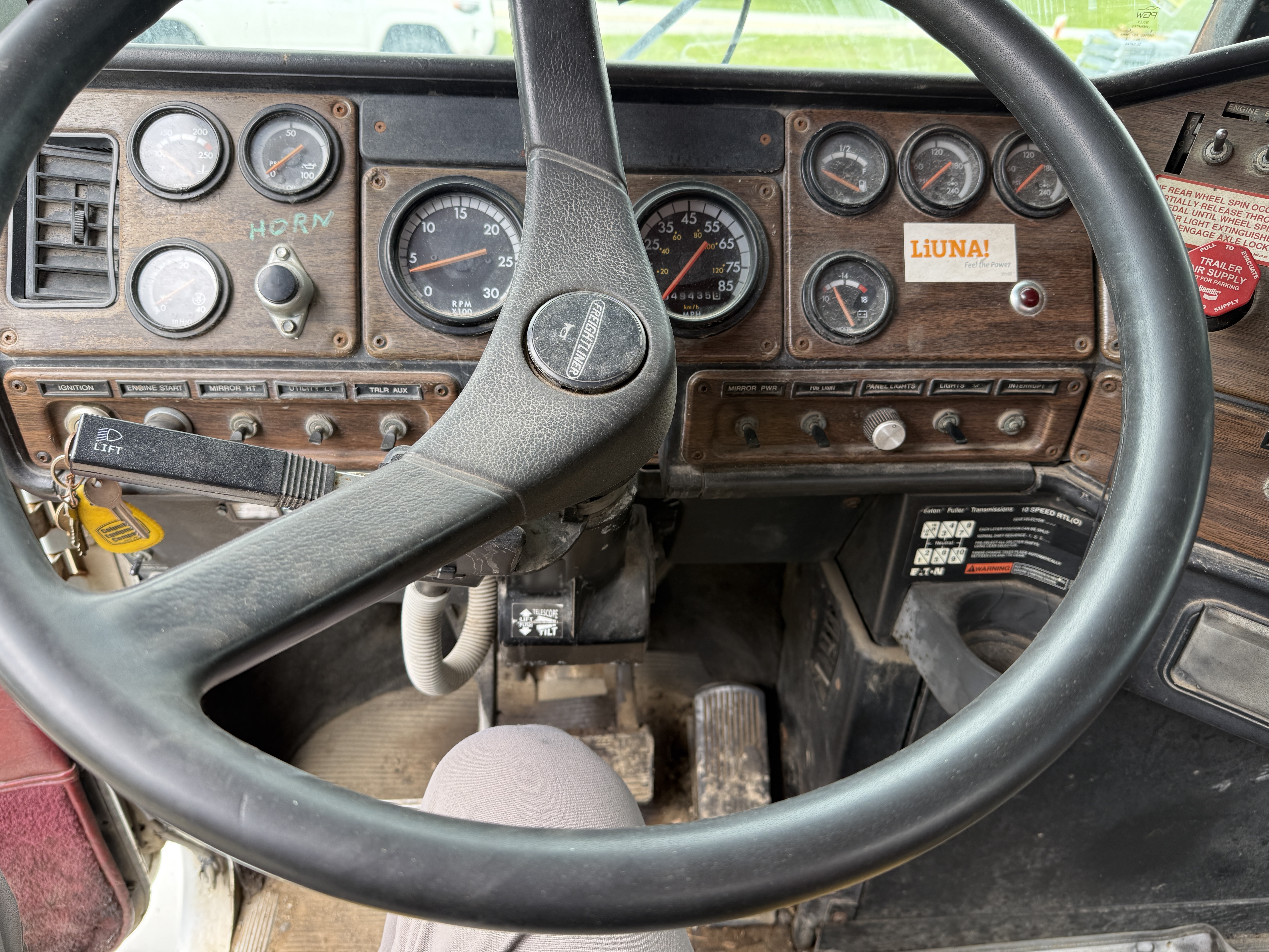 1995 FREIGHTLINER FLD - view 7 of 26