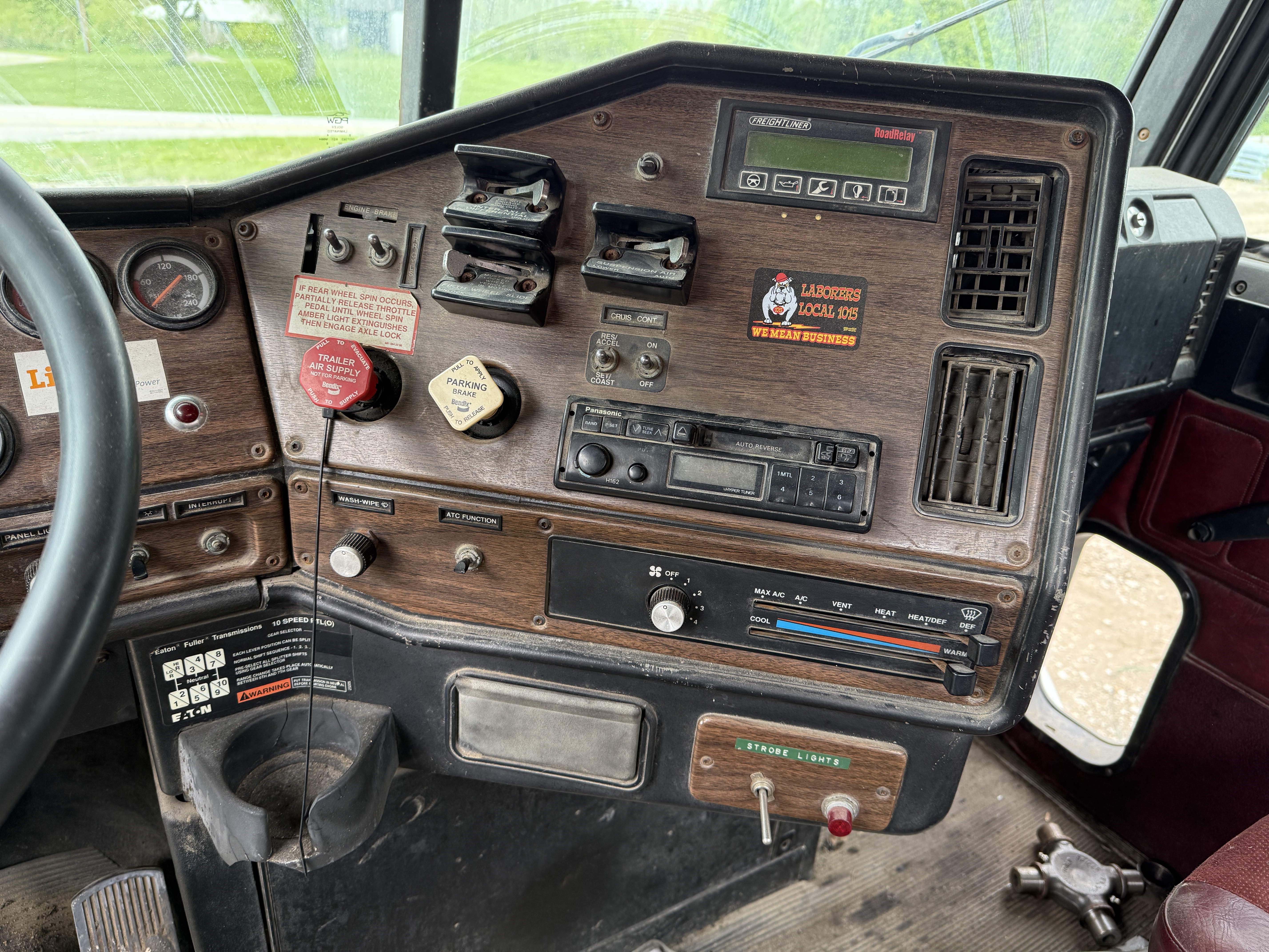 1995 FREIGHTLINER FLD - view 8 of 26