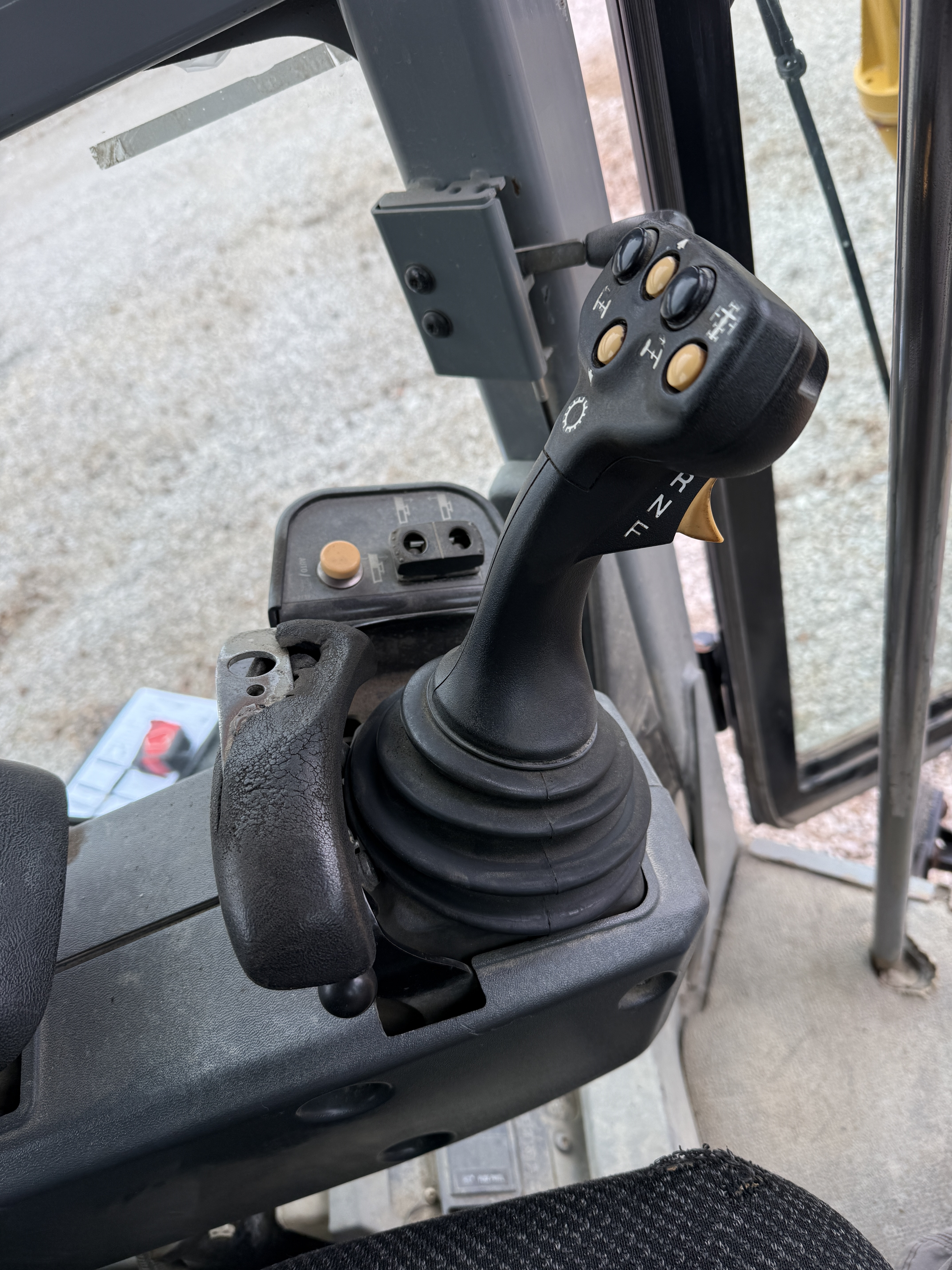 2008 CATERPILLAR 140M VHP - Image 27