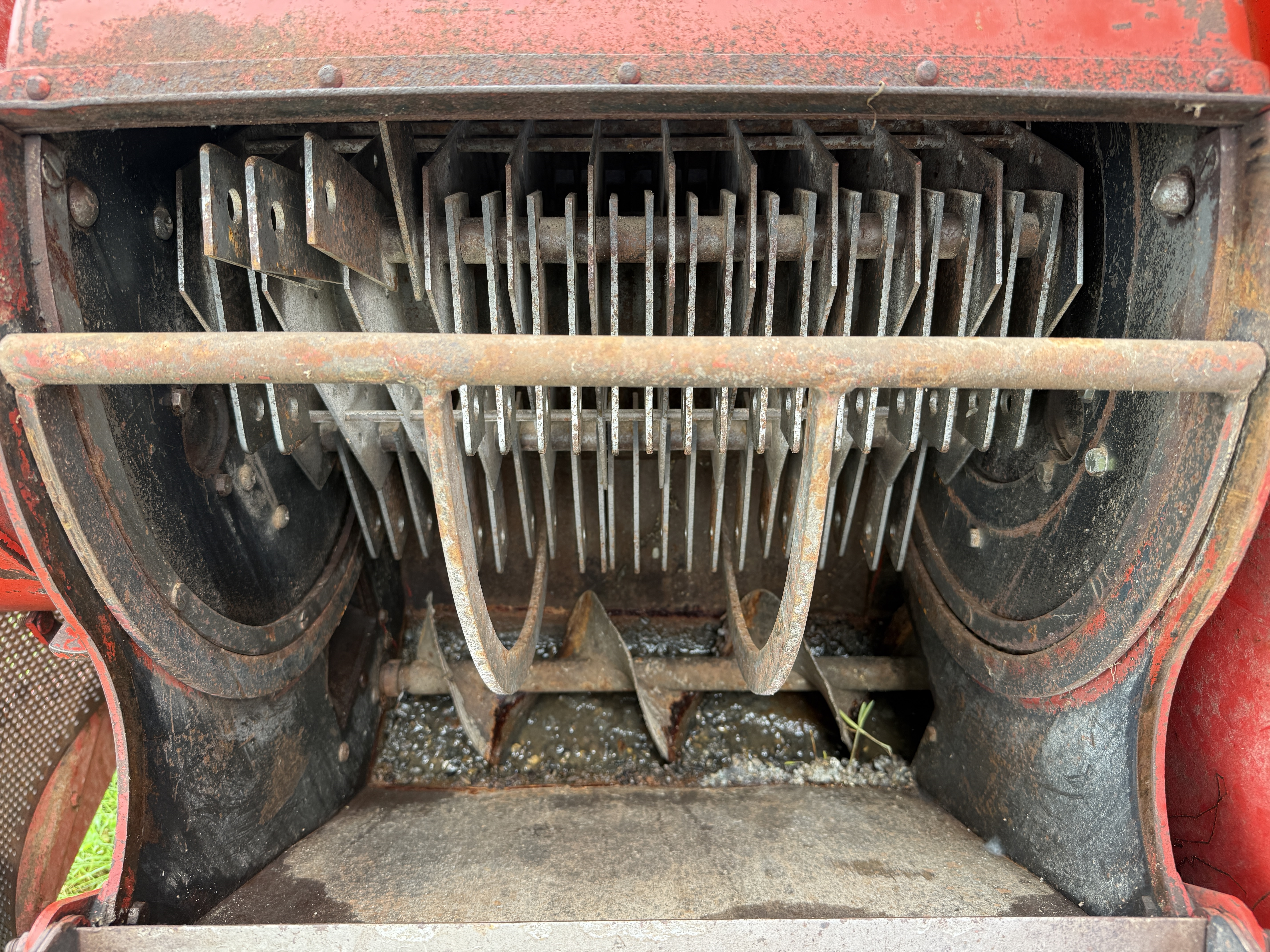 2004 GEHL 95XD - Image 16