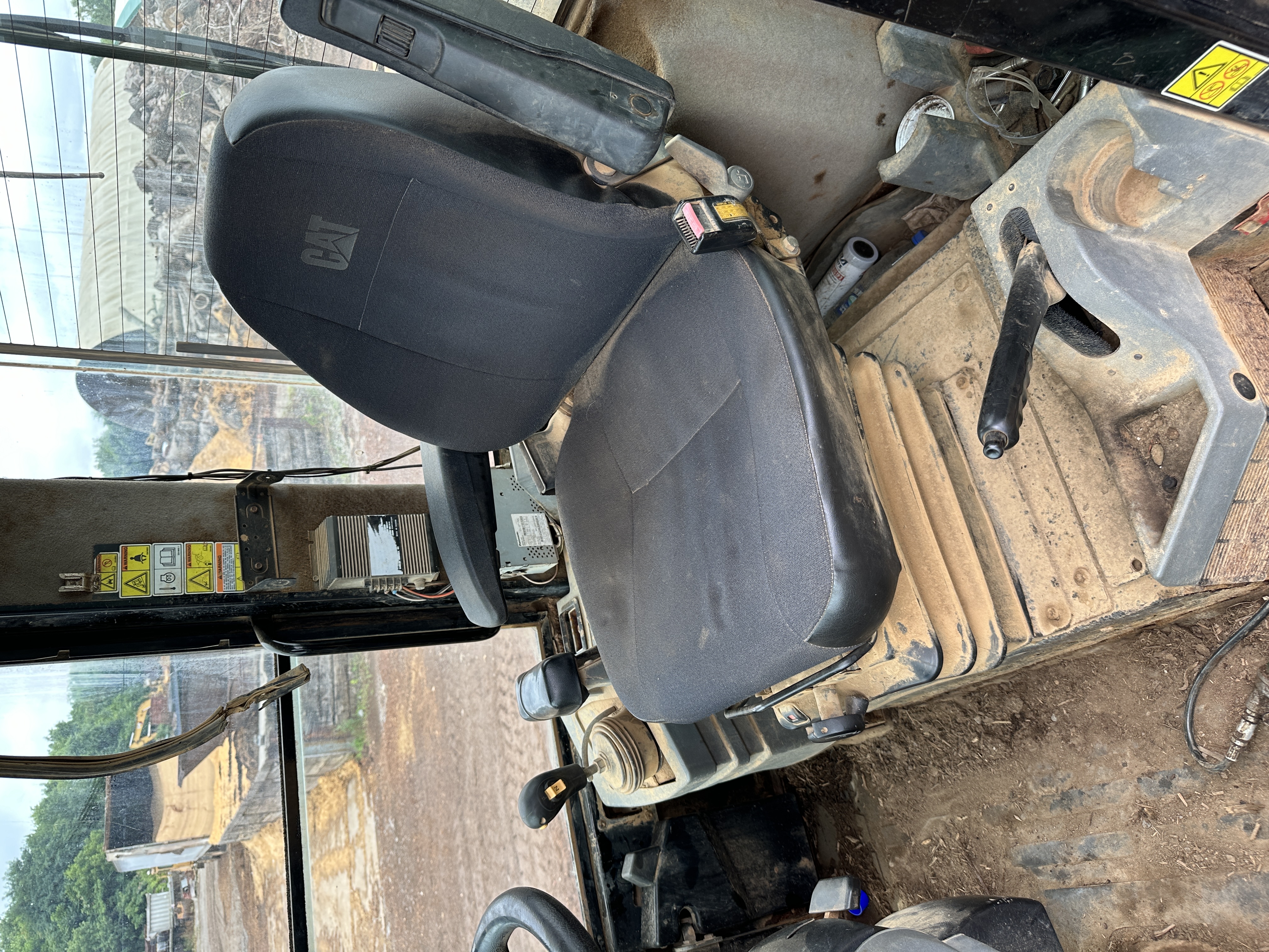 2005 CATERPILLAR 930G - Image 8